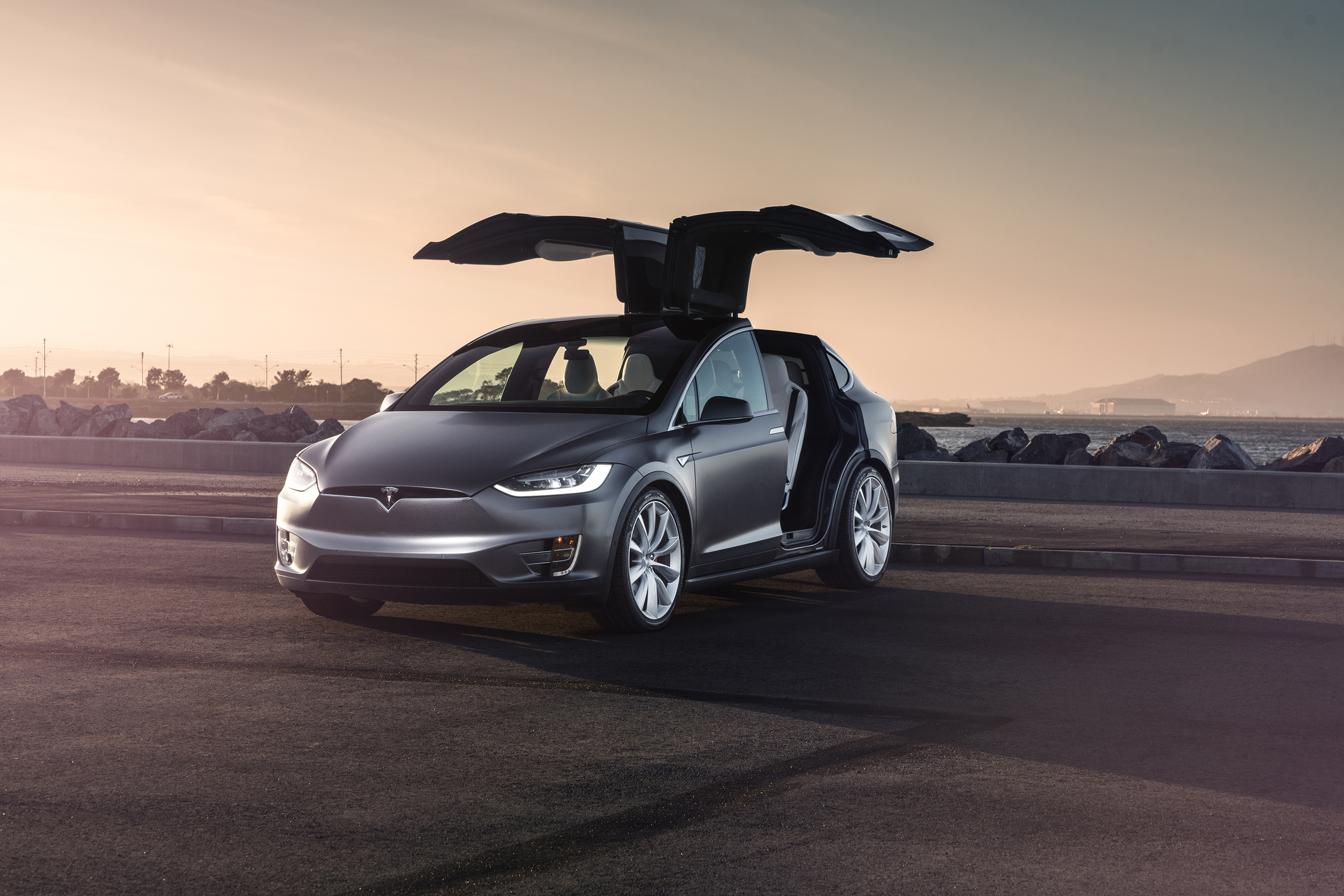 Тесла какой машина. Электромобиль Tesla model x. Тесла модель х p90d. Машина Tesla model s.