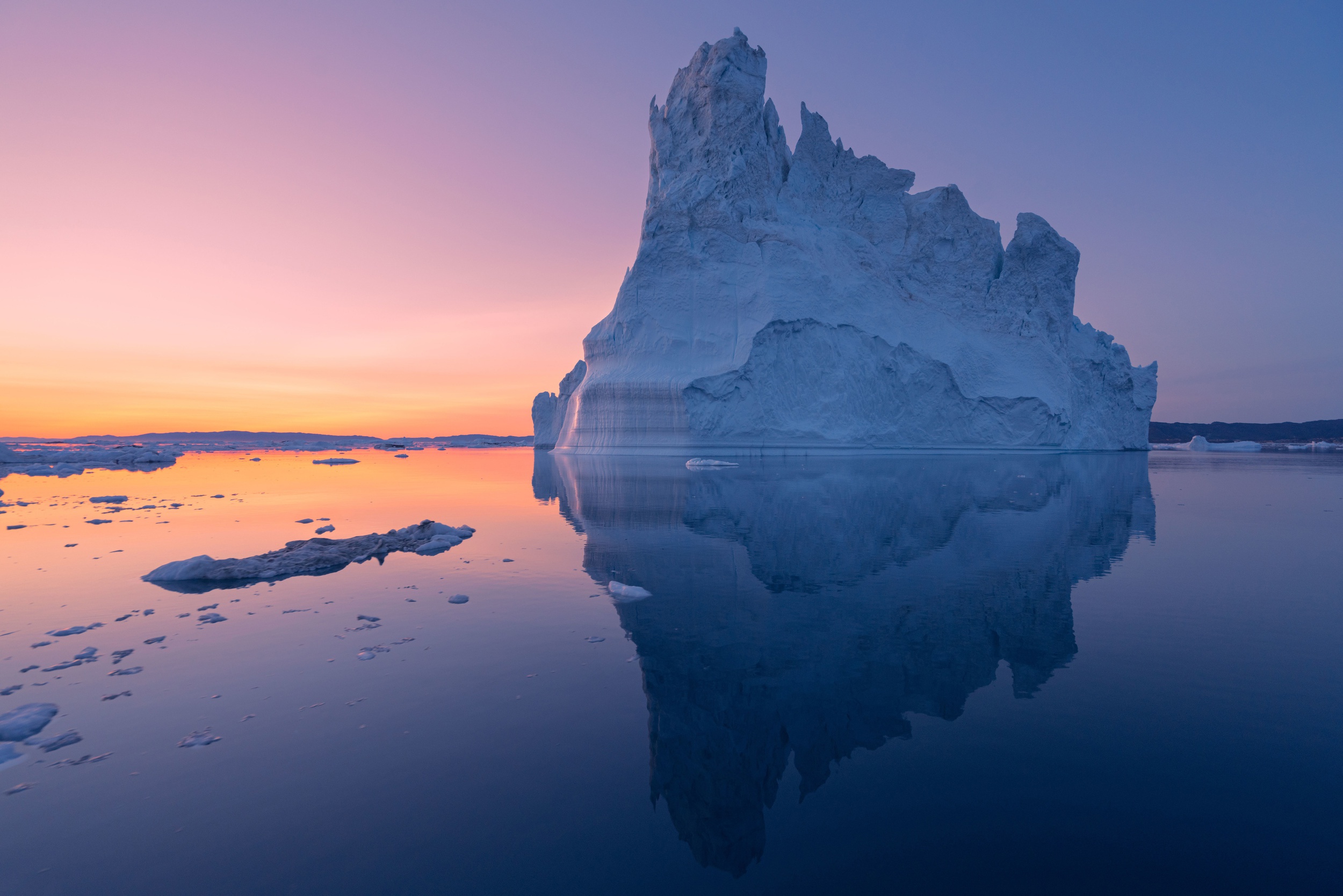 Обои вода, отражение, айсберг, water, reflection, iceberg на телефон и  рабочий стол, раздел природа, разрешение 2500x1668 - скачать