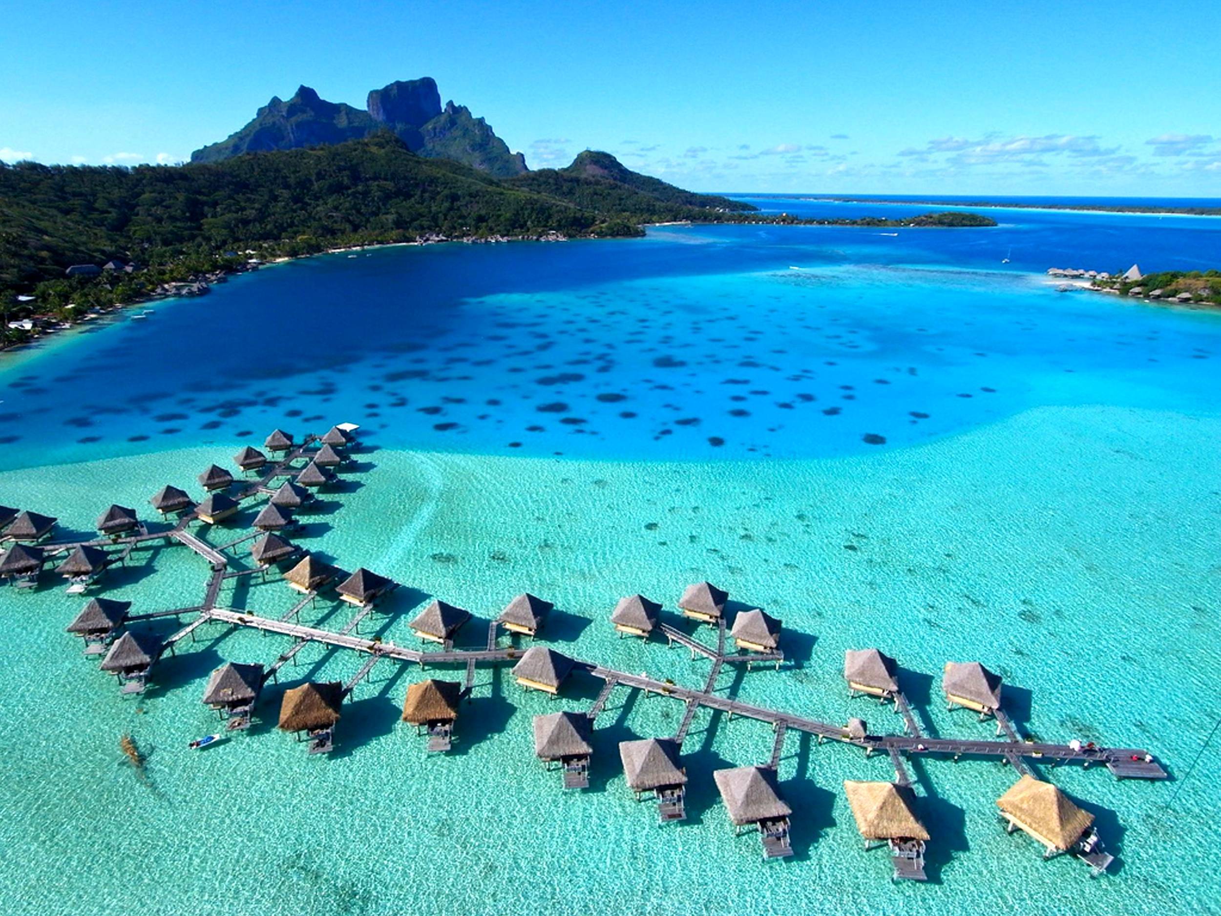Фото красивого острова. Боро-Боро остров. Бора-Бора французская Полинезия. Bora Bora остров. Остров Бора Бора достопримечательности.