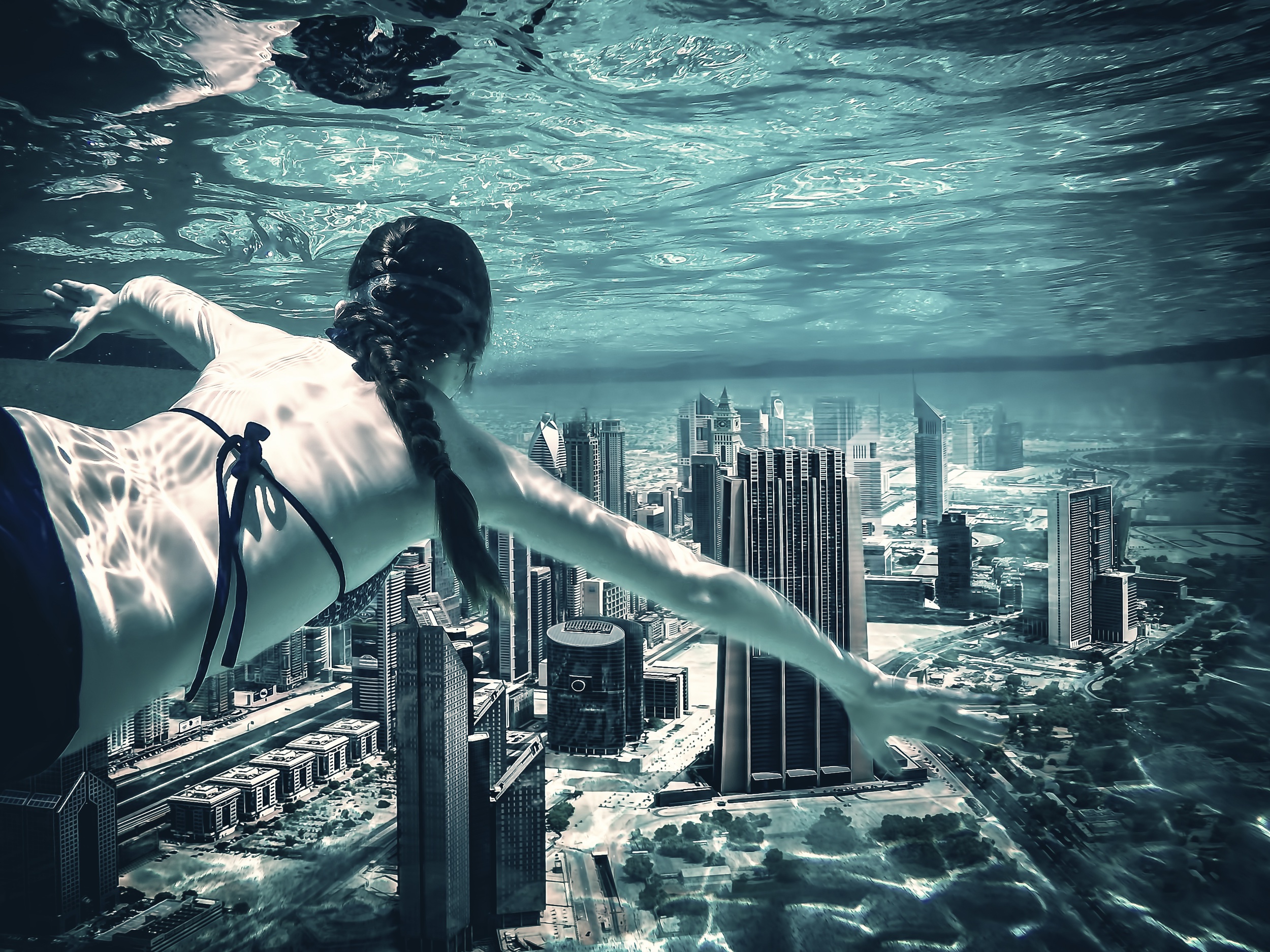 Жизни после музыка. Город под водой. Девушка под водой. Город будущего под водой. Под водой.