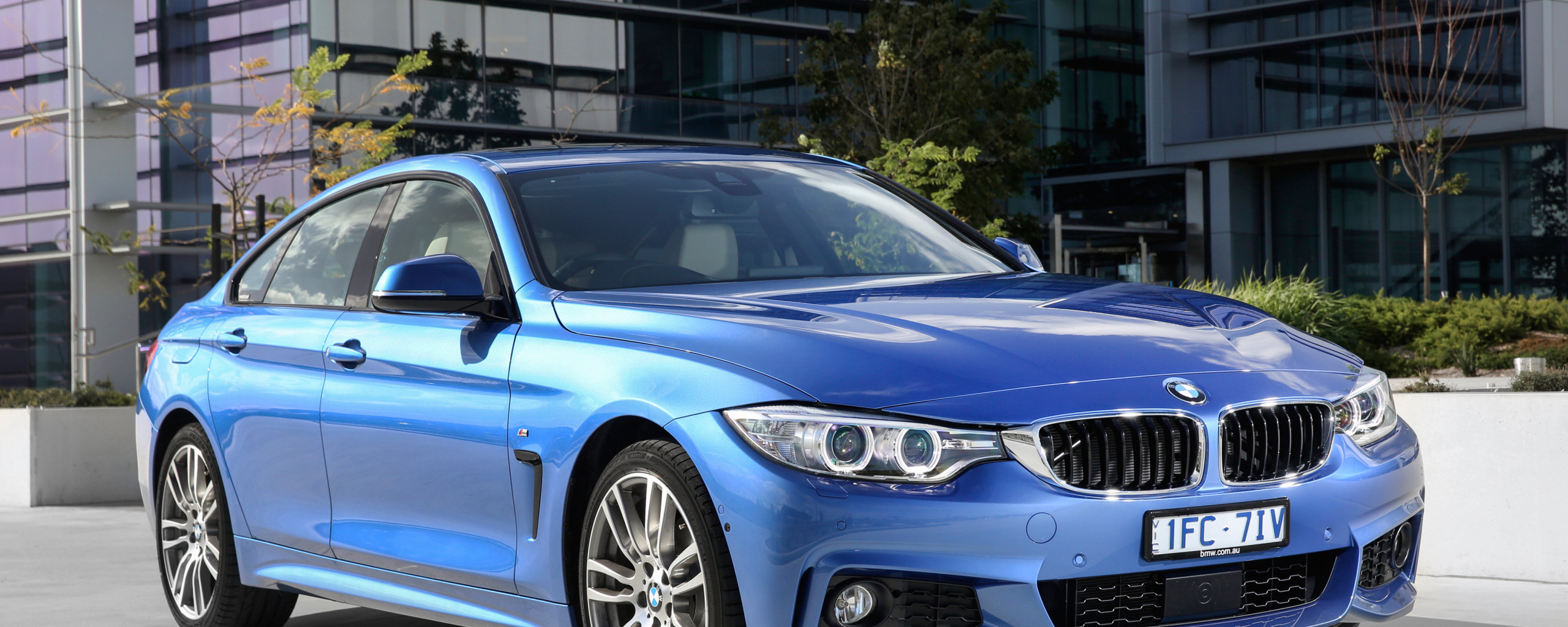 BMW 420d XDRIVE синяя