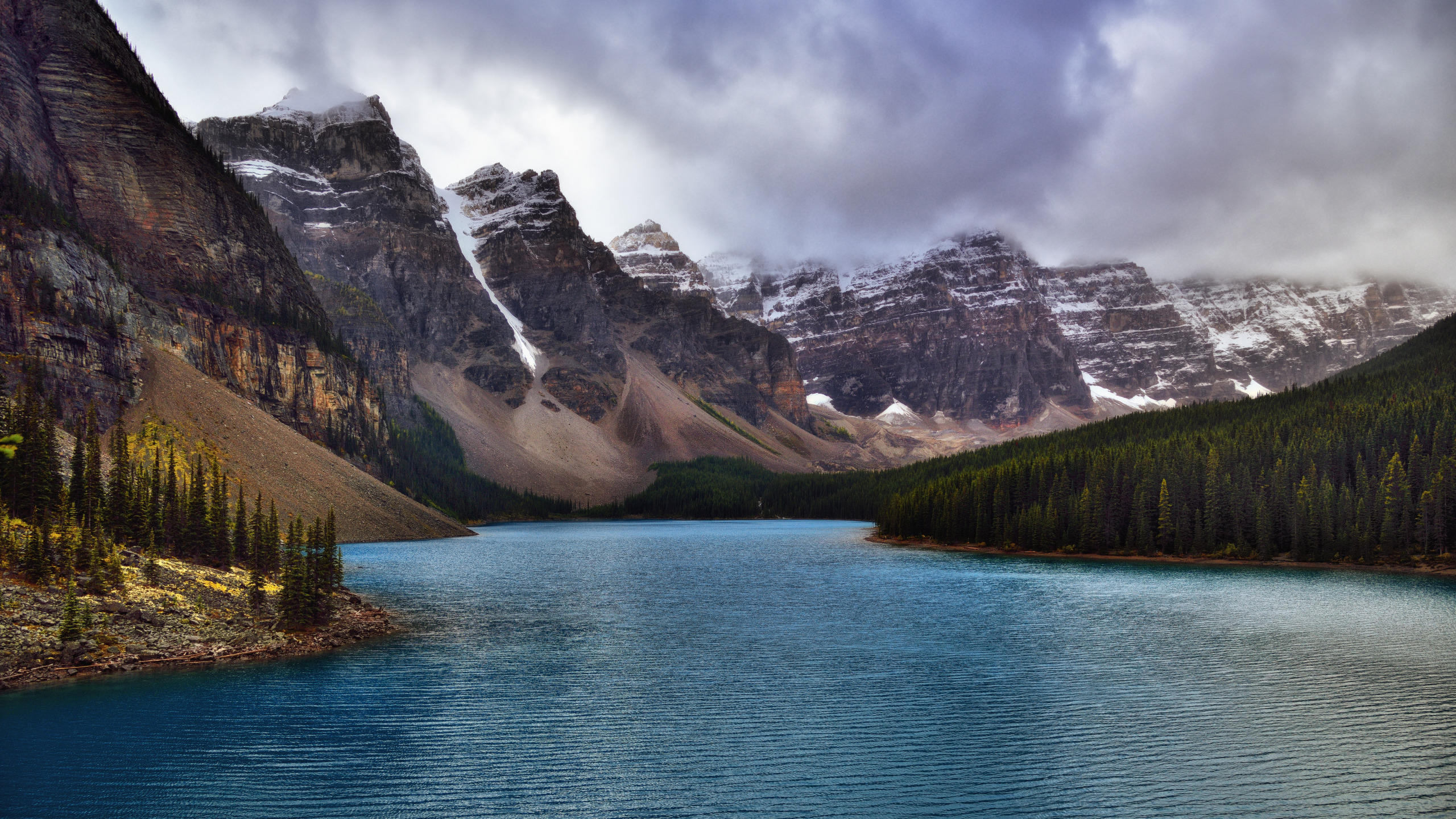 Озеро канада сканворд. Озеро Морейн. Тонокид-Лейк в Канаде. Вышивка озеро Морейн фото. Обои на рабочий стол Эстетика природы пейзаж Морейн.