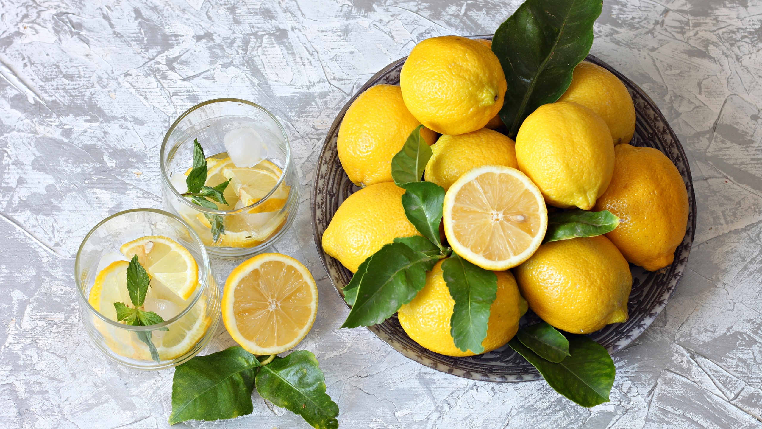 День апельсина и лимона картинки. Картинки на рабочий стол лимоны. Чем полезен лимон. Полезный лимон для детей. Цитрусовые лимоны разновидности.