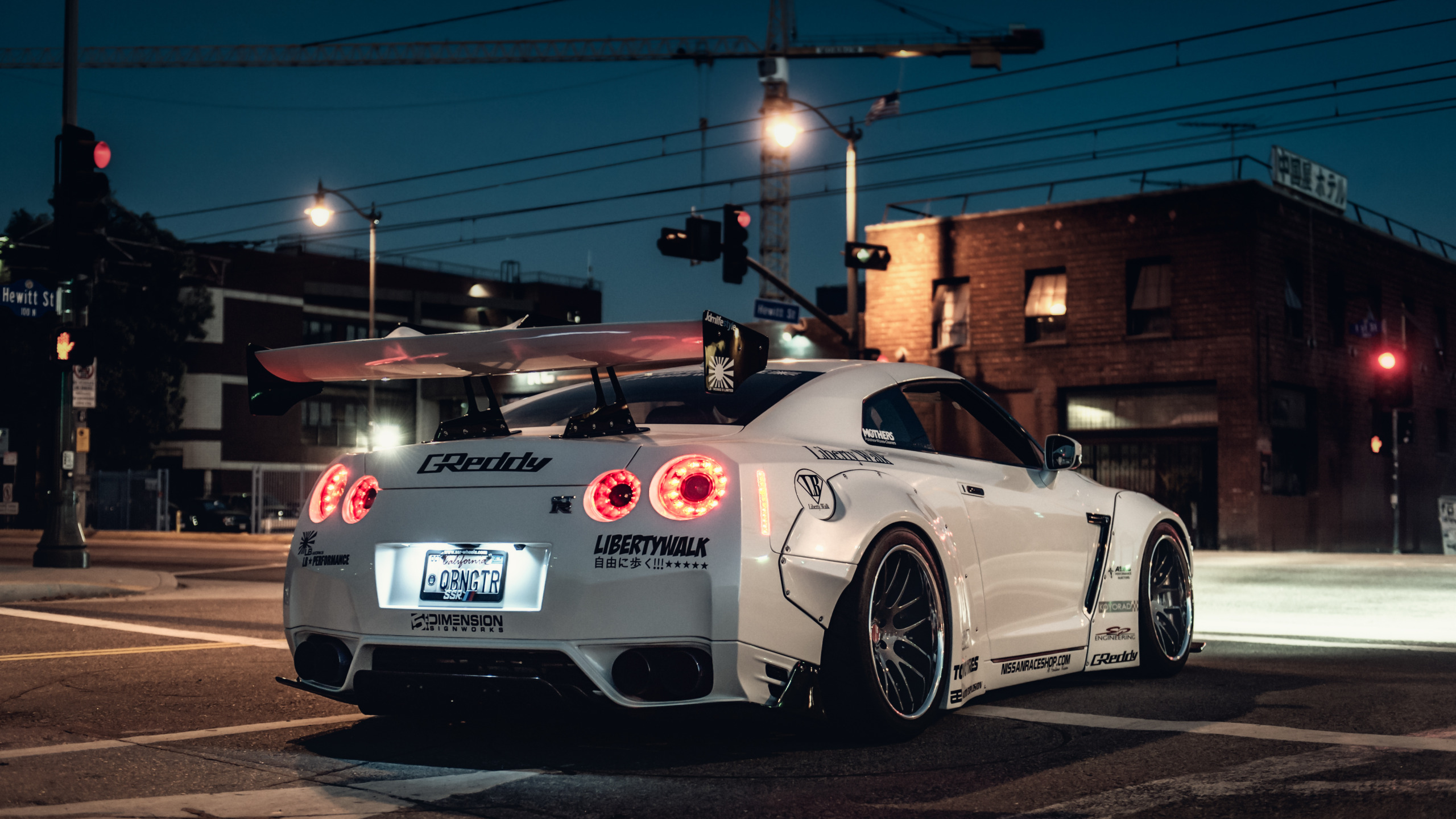 Gtr t 2. Nissan GTR r35. Скайлайн 35 ГТР. Ниссан ГТР JDM. Ниссан ГТР 34 белый.