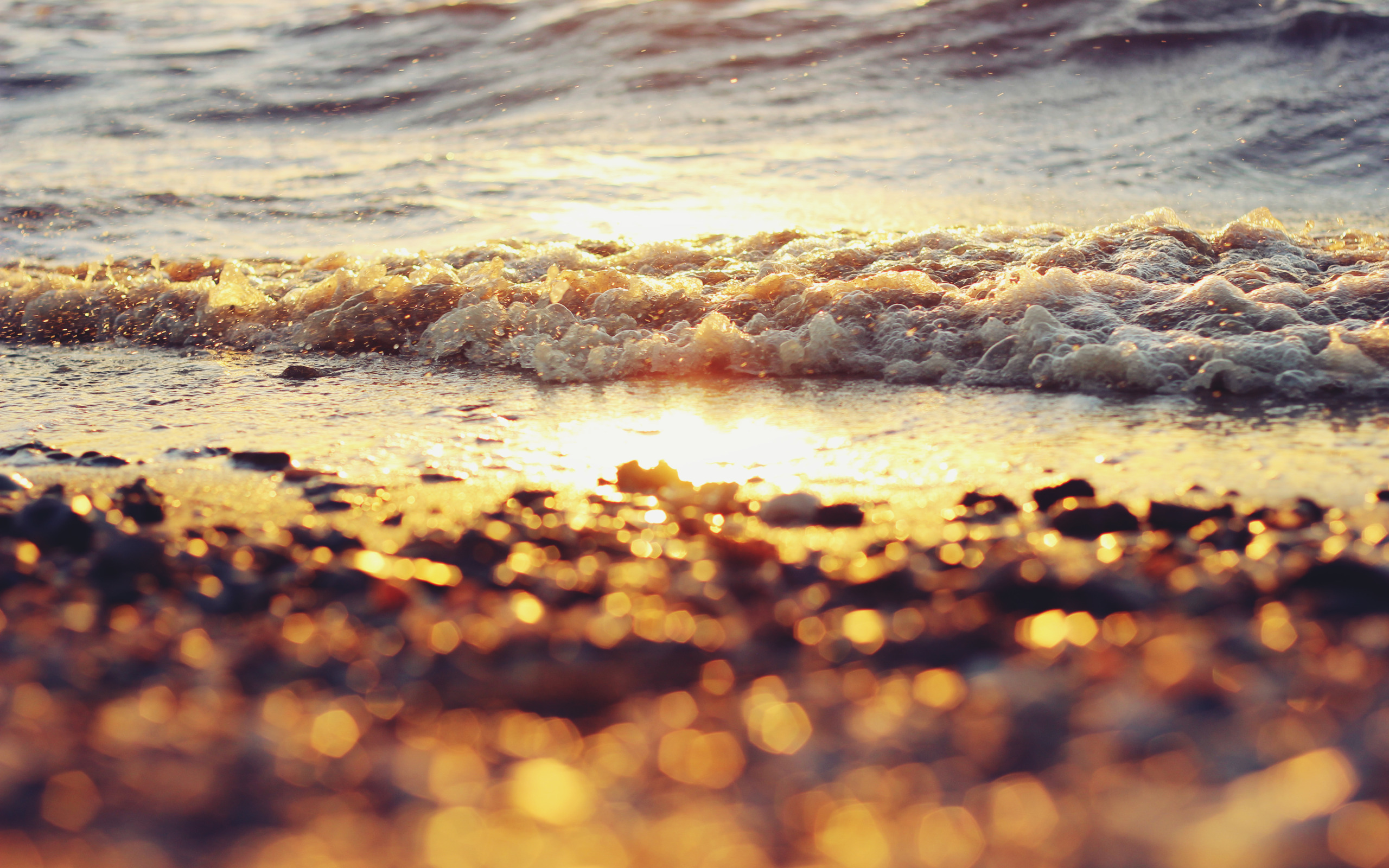 Море солнце и вода. Море боке. Фон боке море. Пляж боке. Вода с боку.