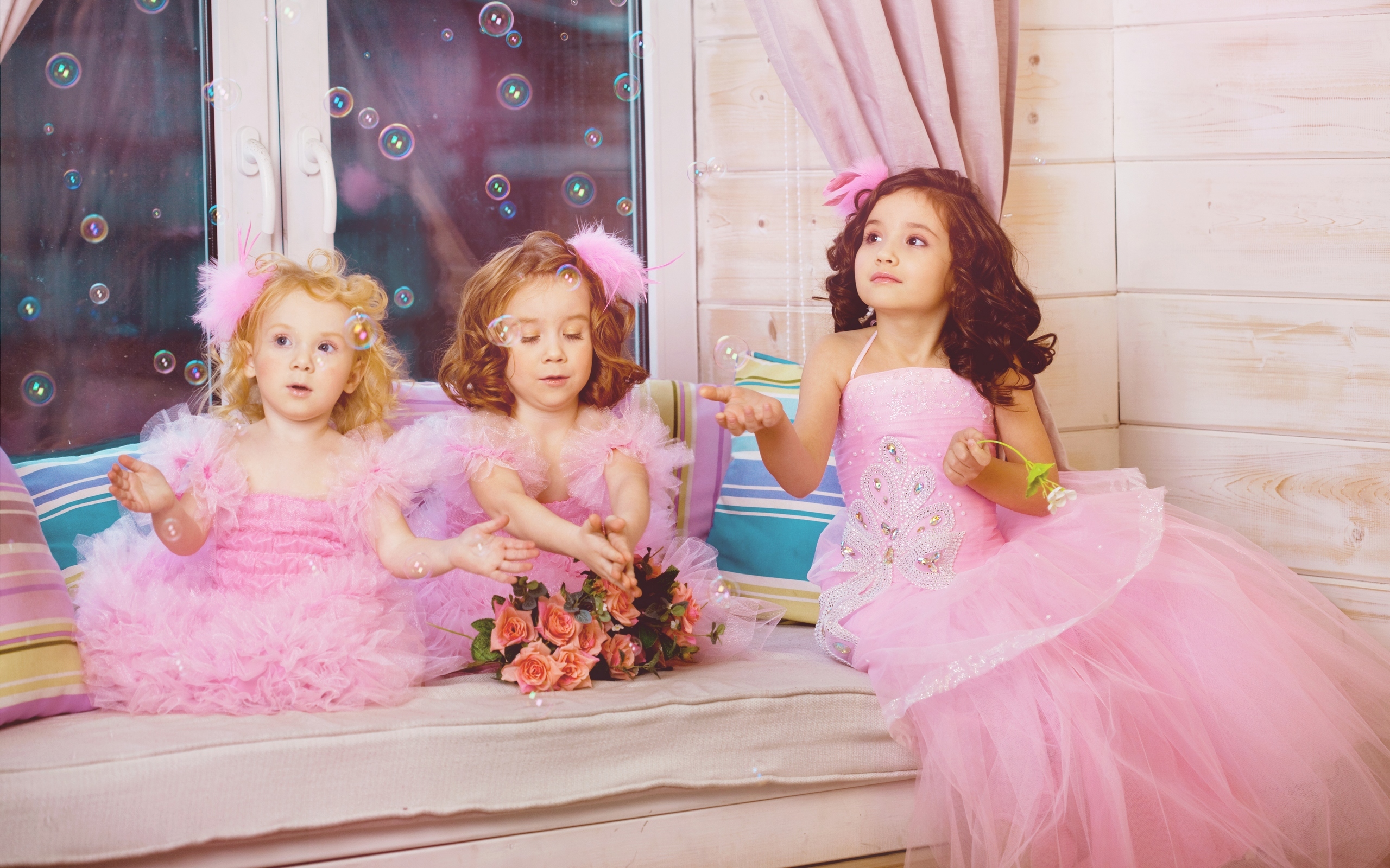 Девочка где то розовая. Маленькие принцессы. Фотосессия маленькой принцессы. Девочка принцесса. Маленькая принцесса фотосессия.