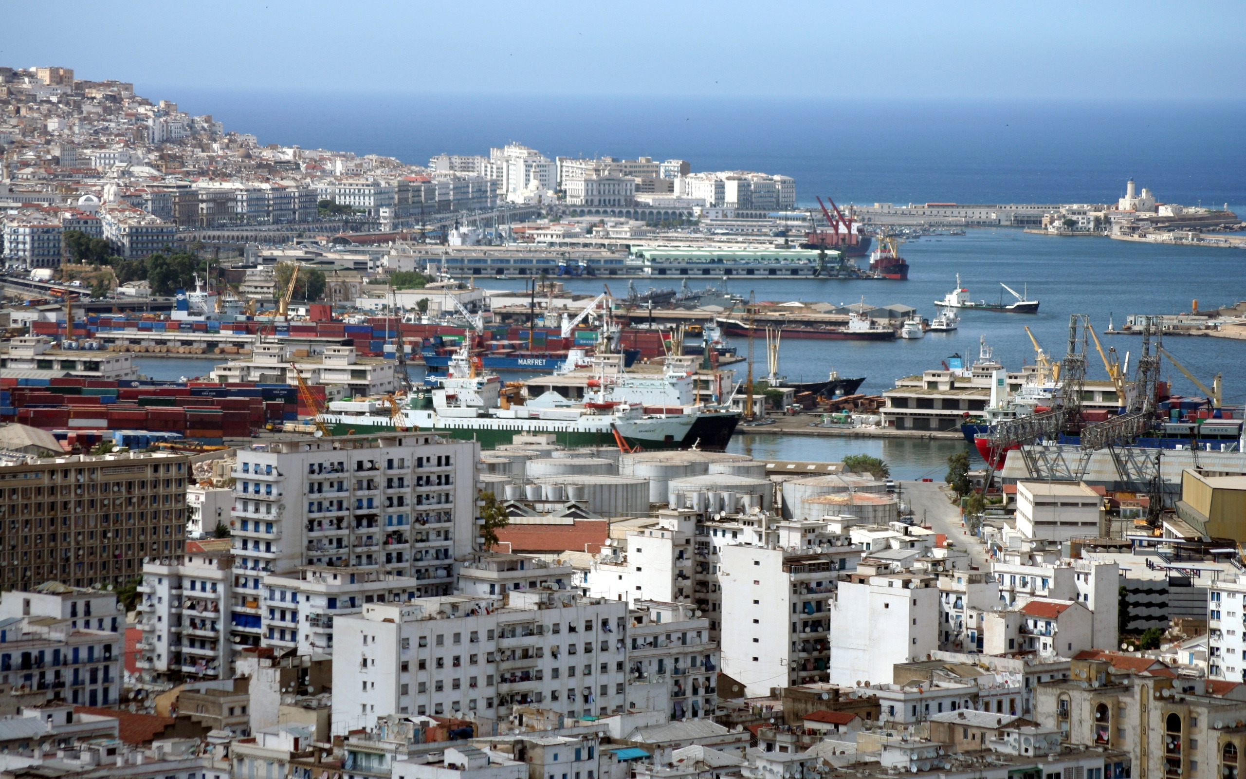 Город порт в алжире. Algeciras Испания. Шершель Алжир. Алжир столица Алжира. Оран Алжир.