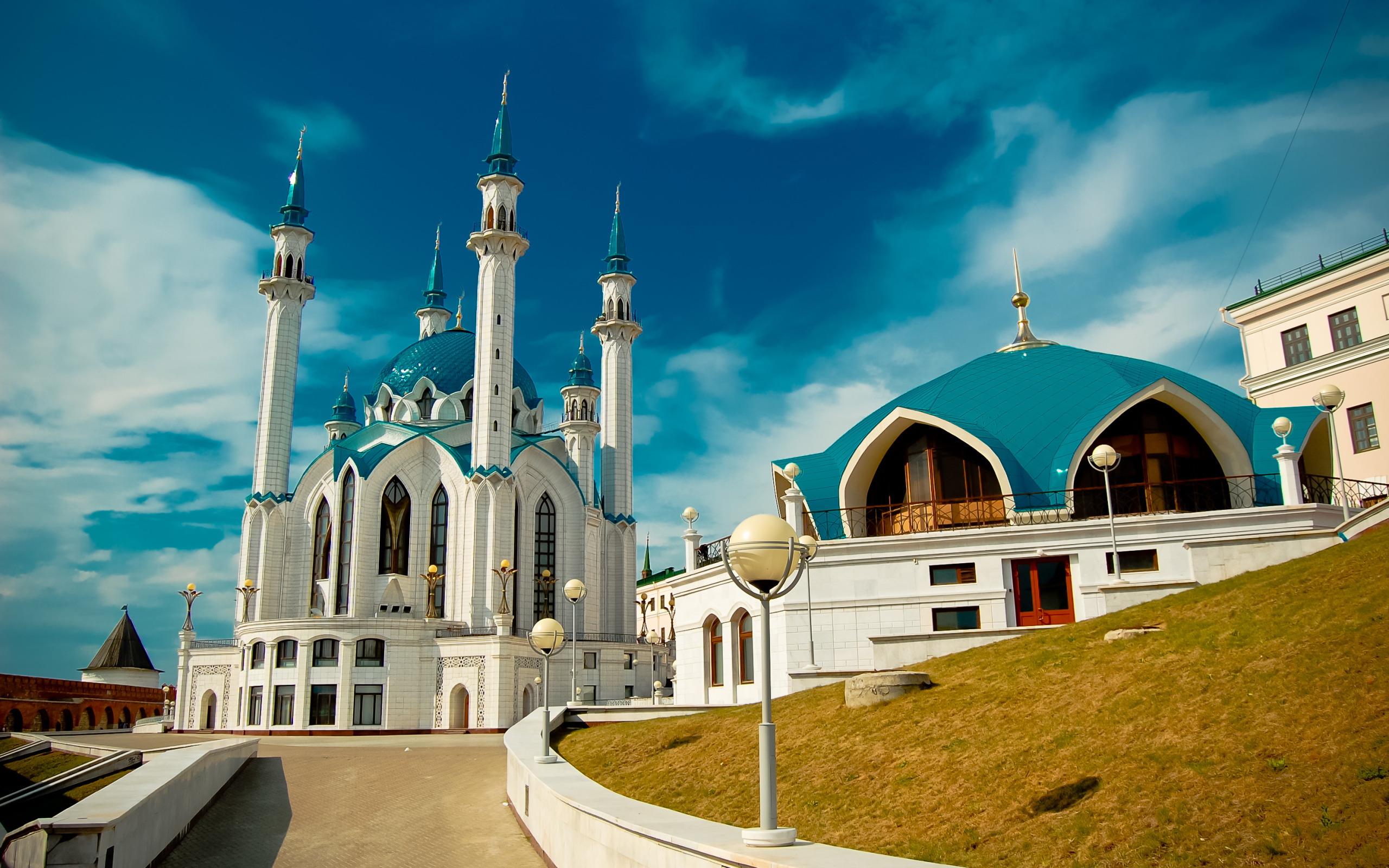 Мечеть республики татарстан. Кул-Шариф Казанский Кремль. Татарстан мечеть кул Шариф. Мечеть Кут шарит Казань. Казанский Кремль, кул Шариф, башня Сююмбике.