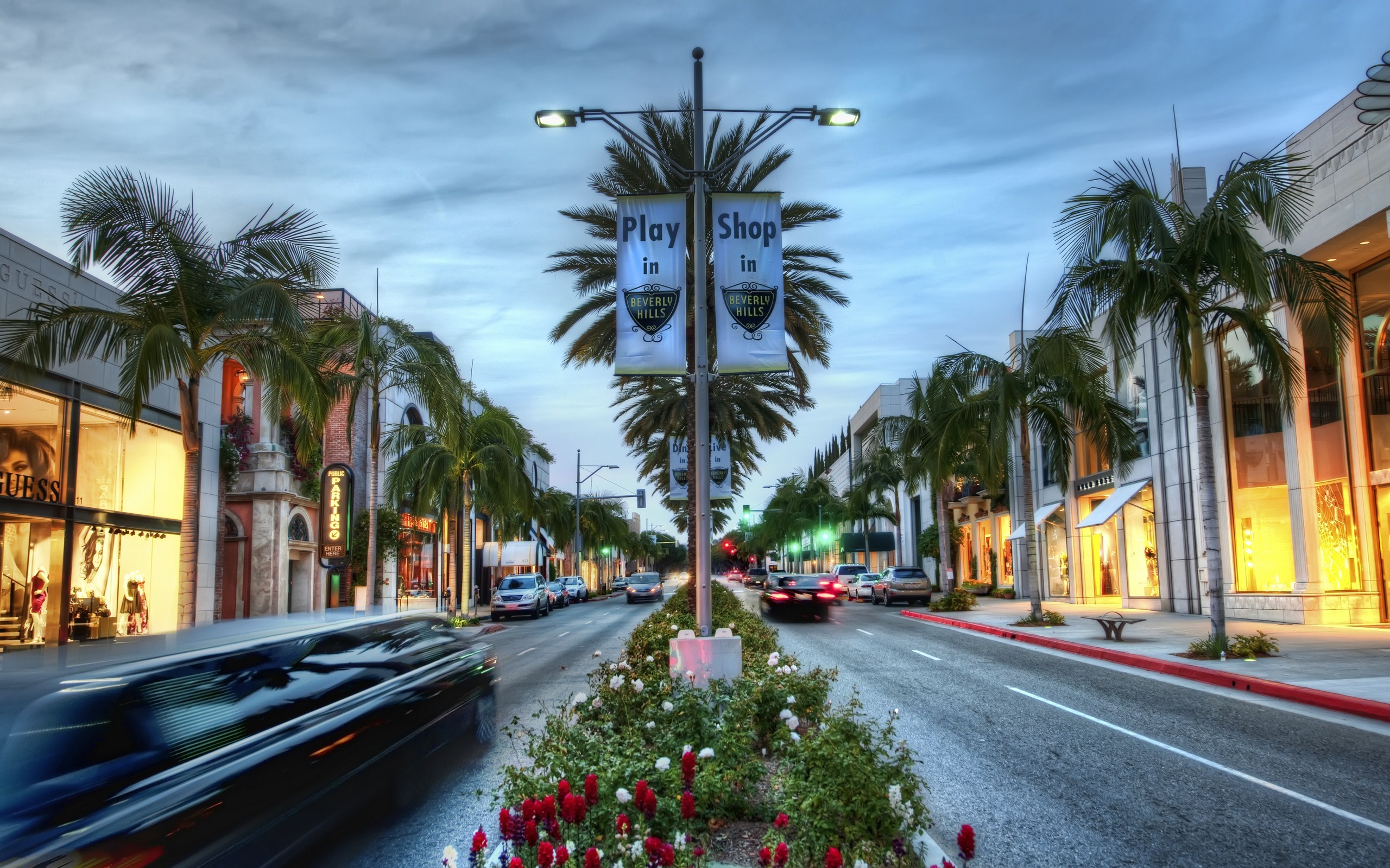 Скачать обои дорога, машины, california, road, сша, калифорния, магазины,  hollywood, раздел город в разрешении 2560x1600