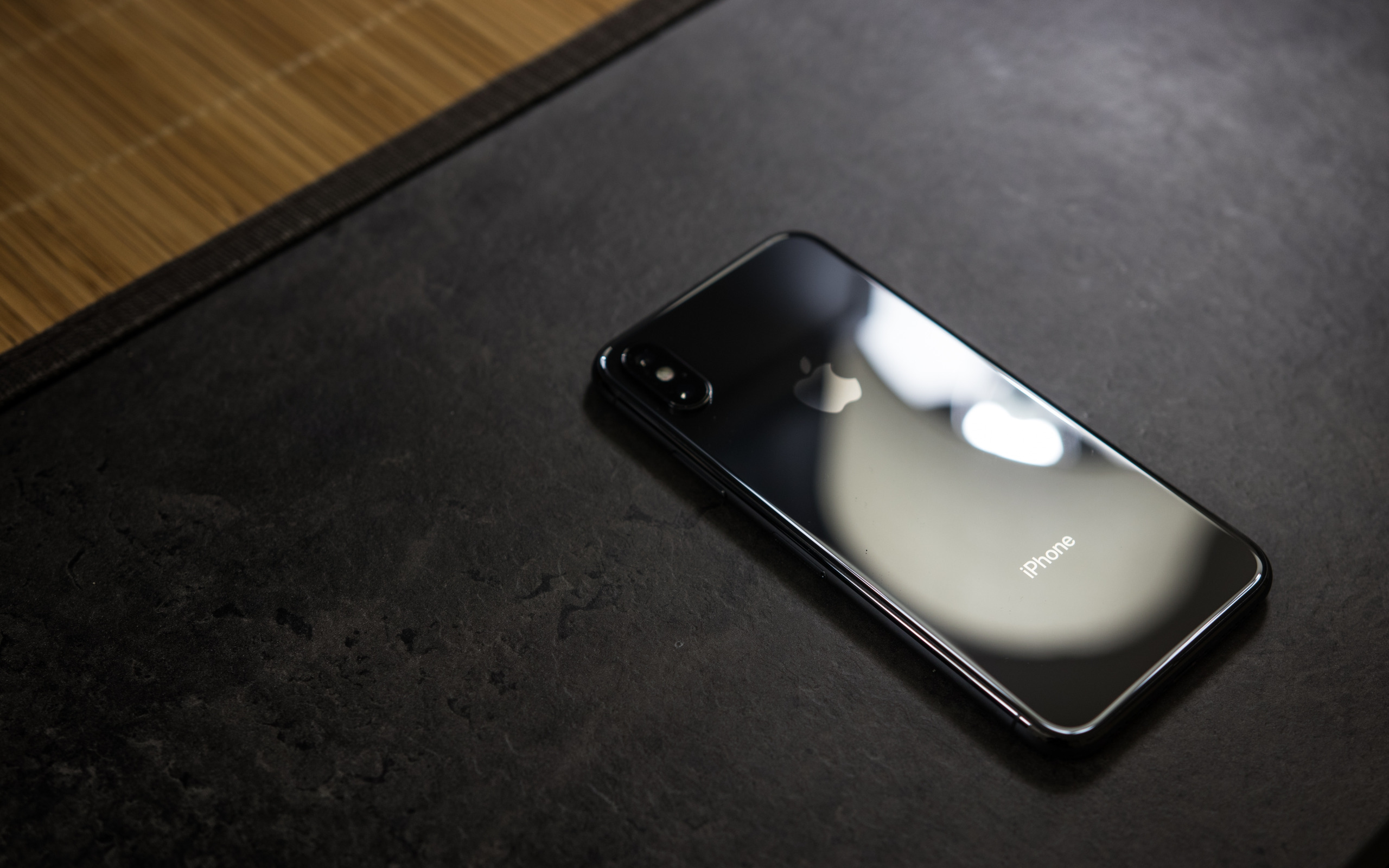 Iphone x black