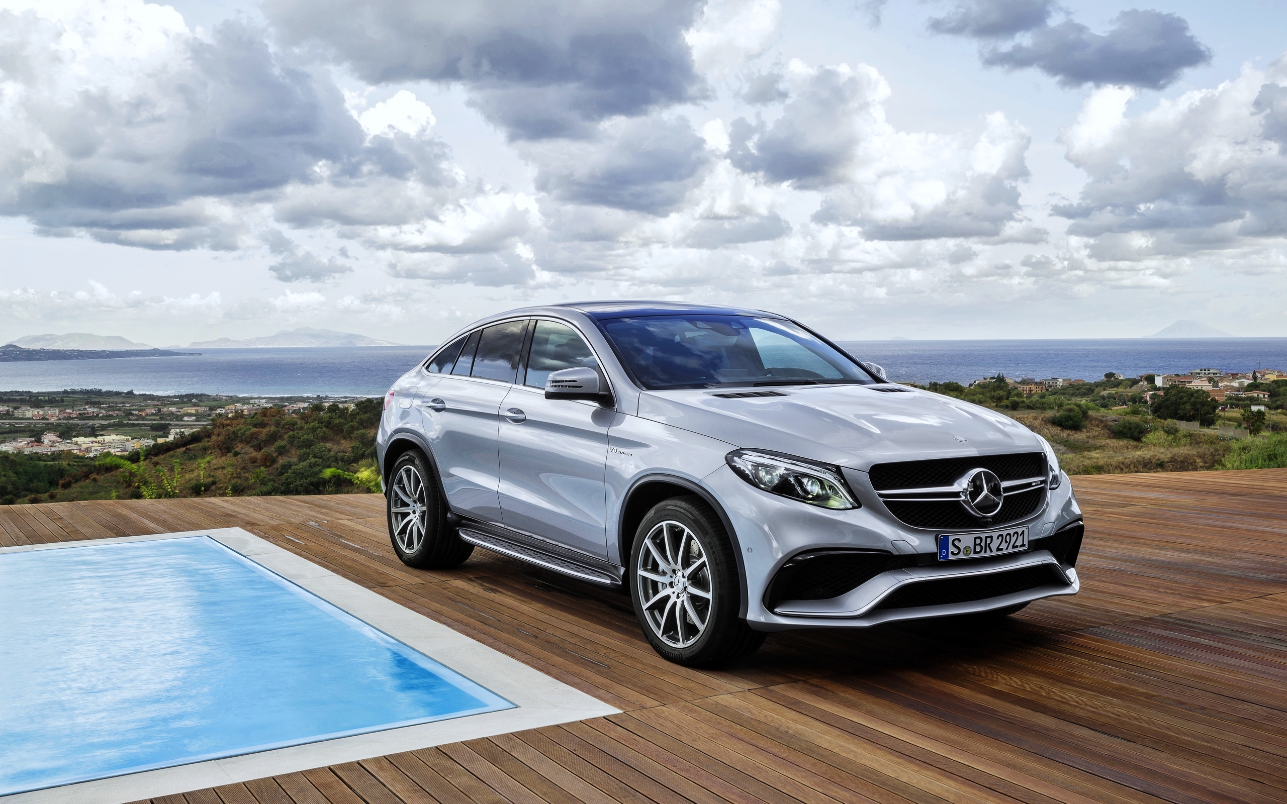 Мерседес Бенц GLE 2016 AMG