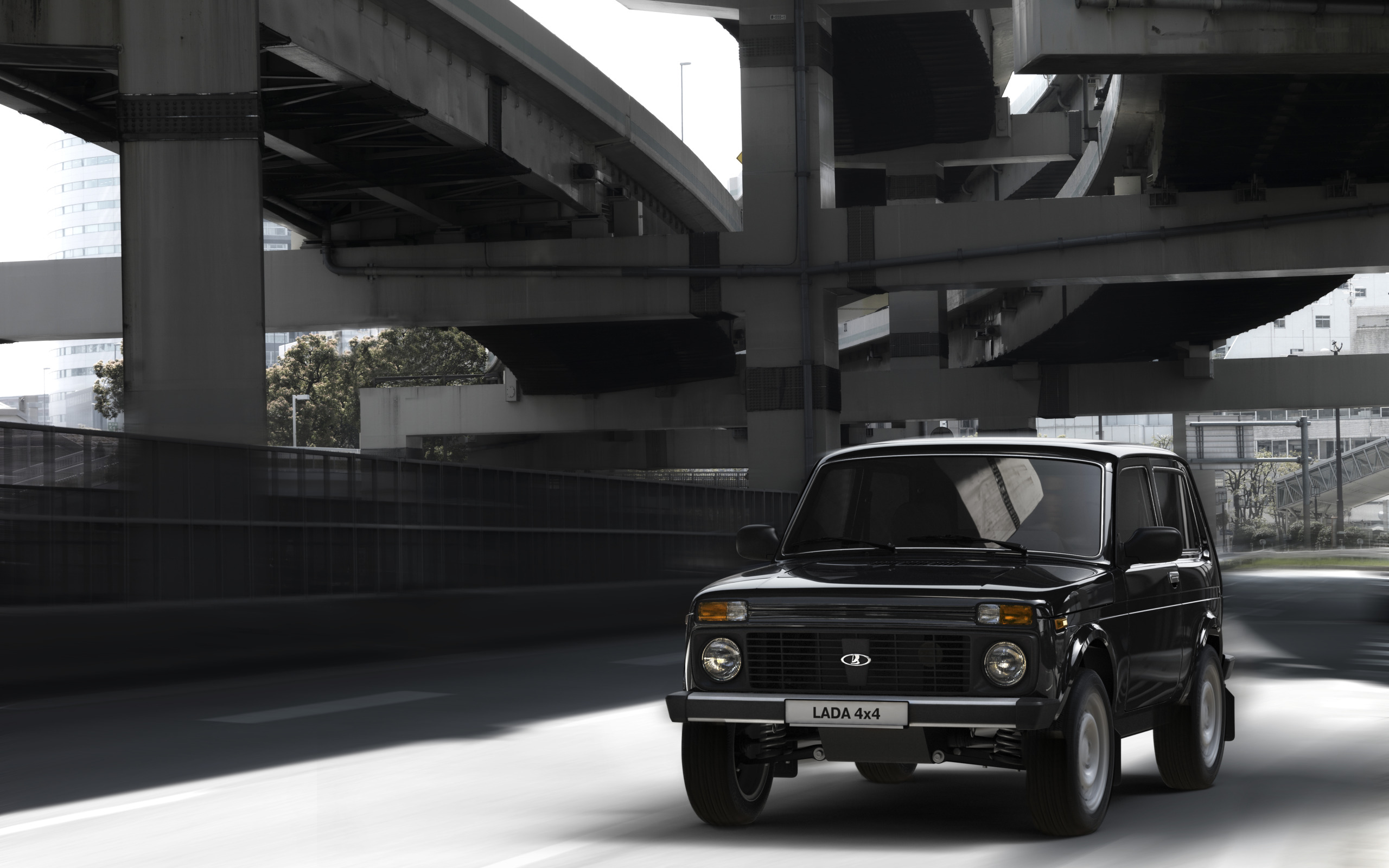 Нив право. Лада 4х4 Блэк 2020. Lada Niva Legend 3d. Niva Legend 3 дв. Новая Lada 4x4.