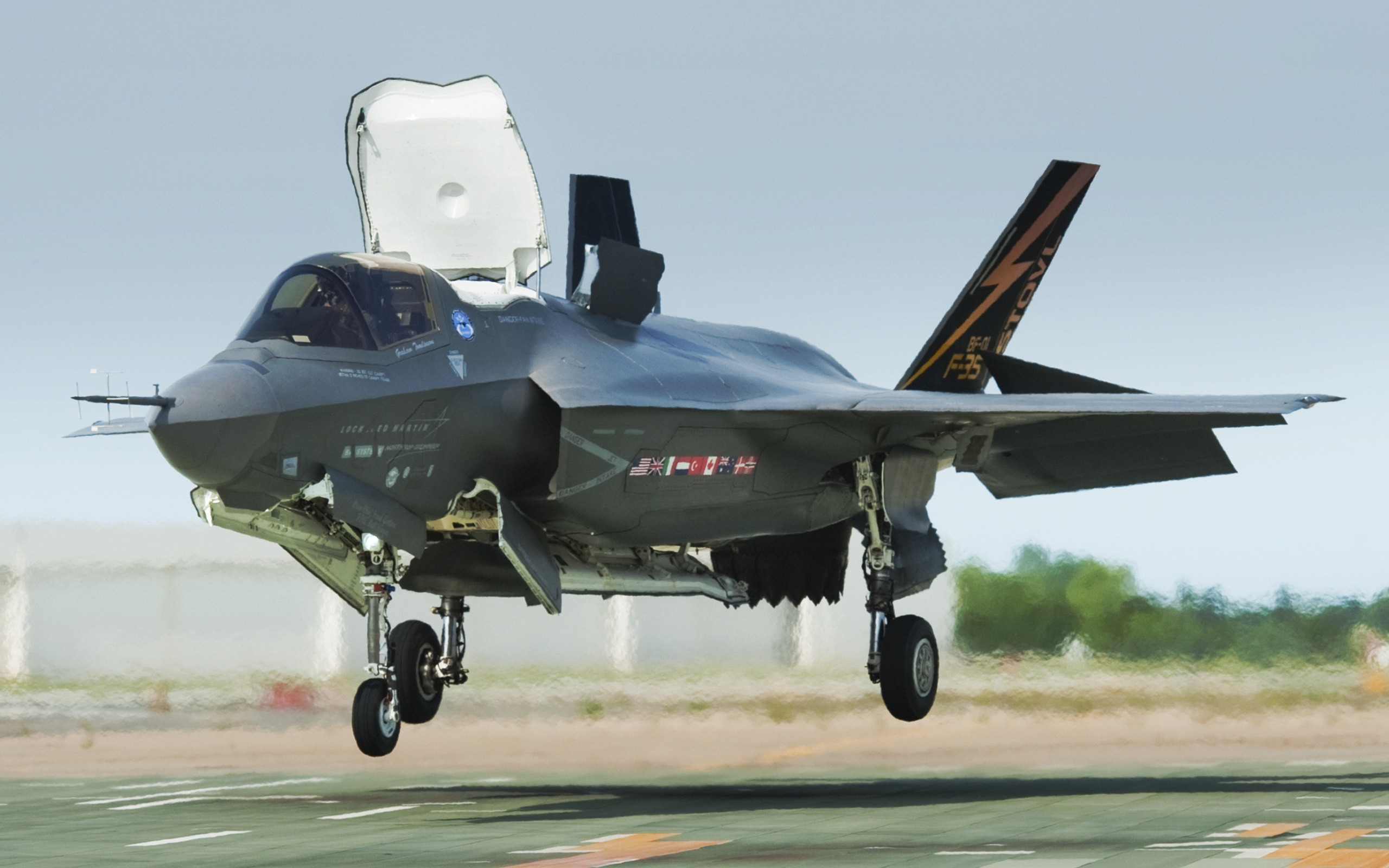 F 35b