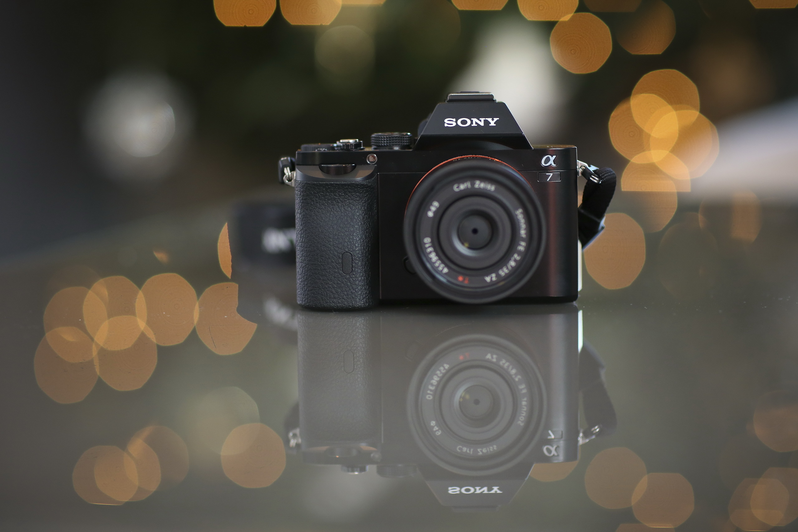 Фотография sony. Sony a6000 Sony a7. Sony a5000. Sony 4k зеркальная камера. Фотоаппарат сони а7 вектор.