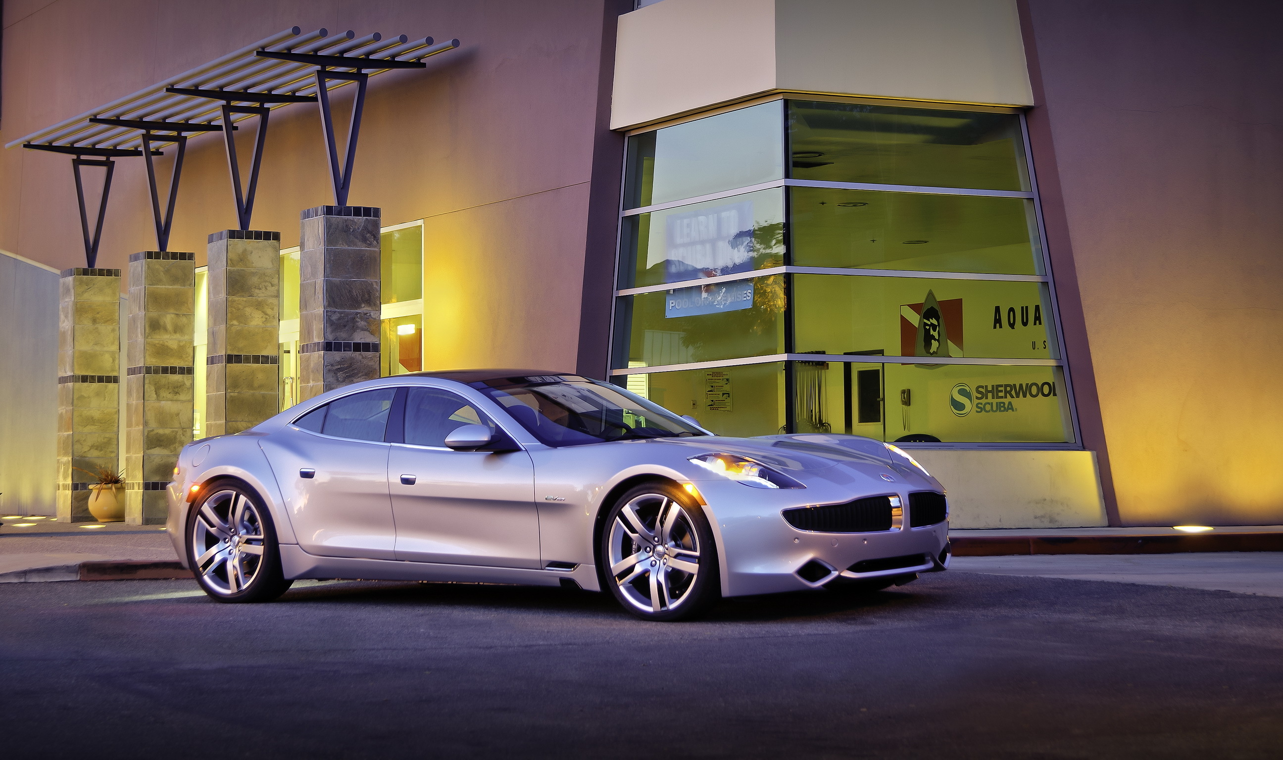 Ever car. Седан Фискер карма. Хенрик Фискер. Fisker Karma. Fisker BMW. Fisker Karma 2020.