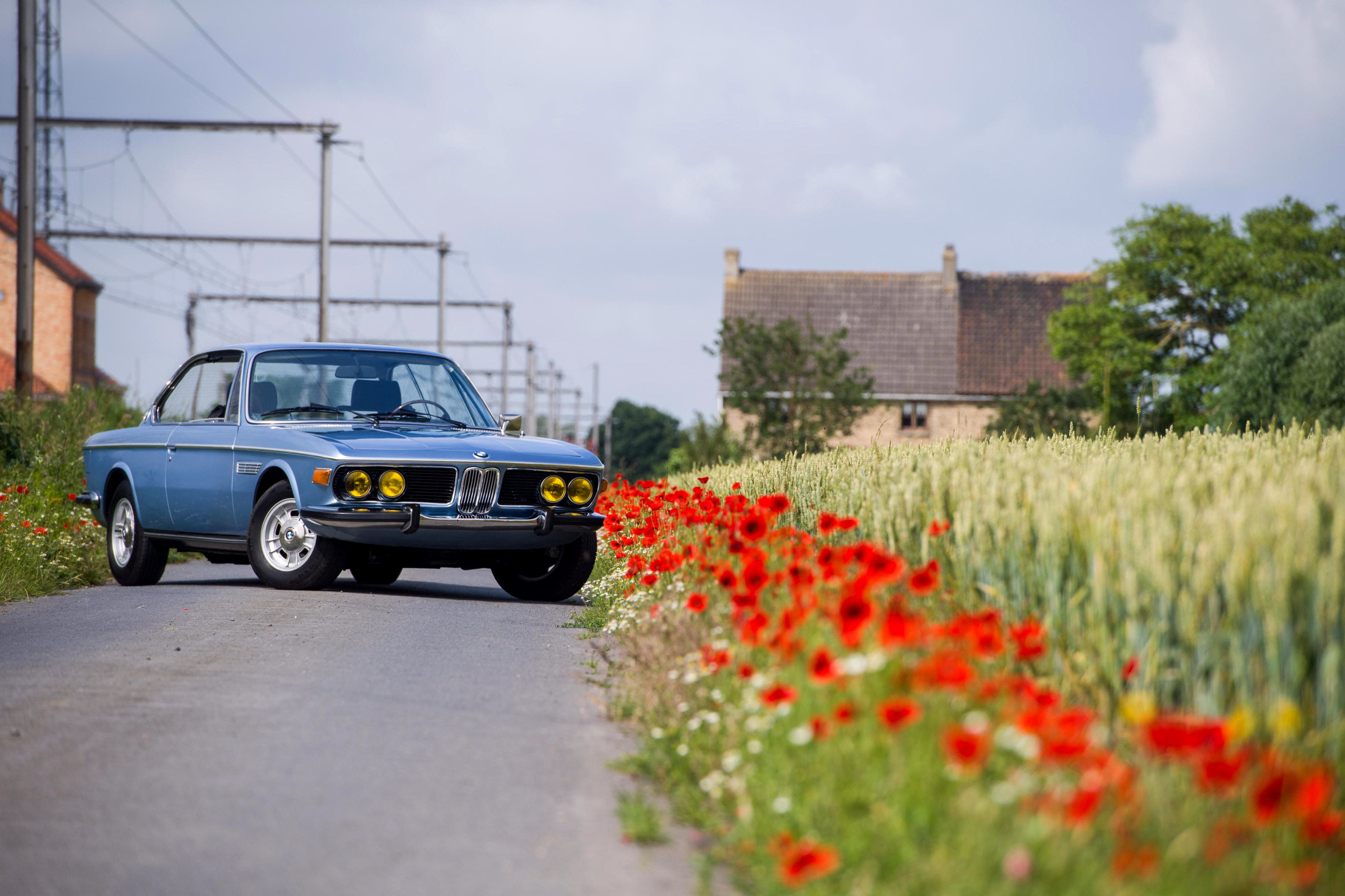 Скачать обои Дорога, BMW, Маки, 1971, Фары, Classic car, BMW 3.0 CSi (E9),  раздел bmw в разрешении 2736x1824