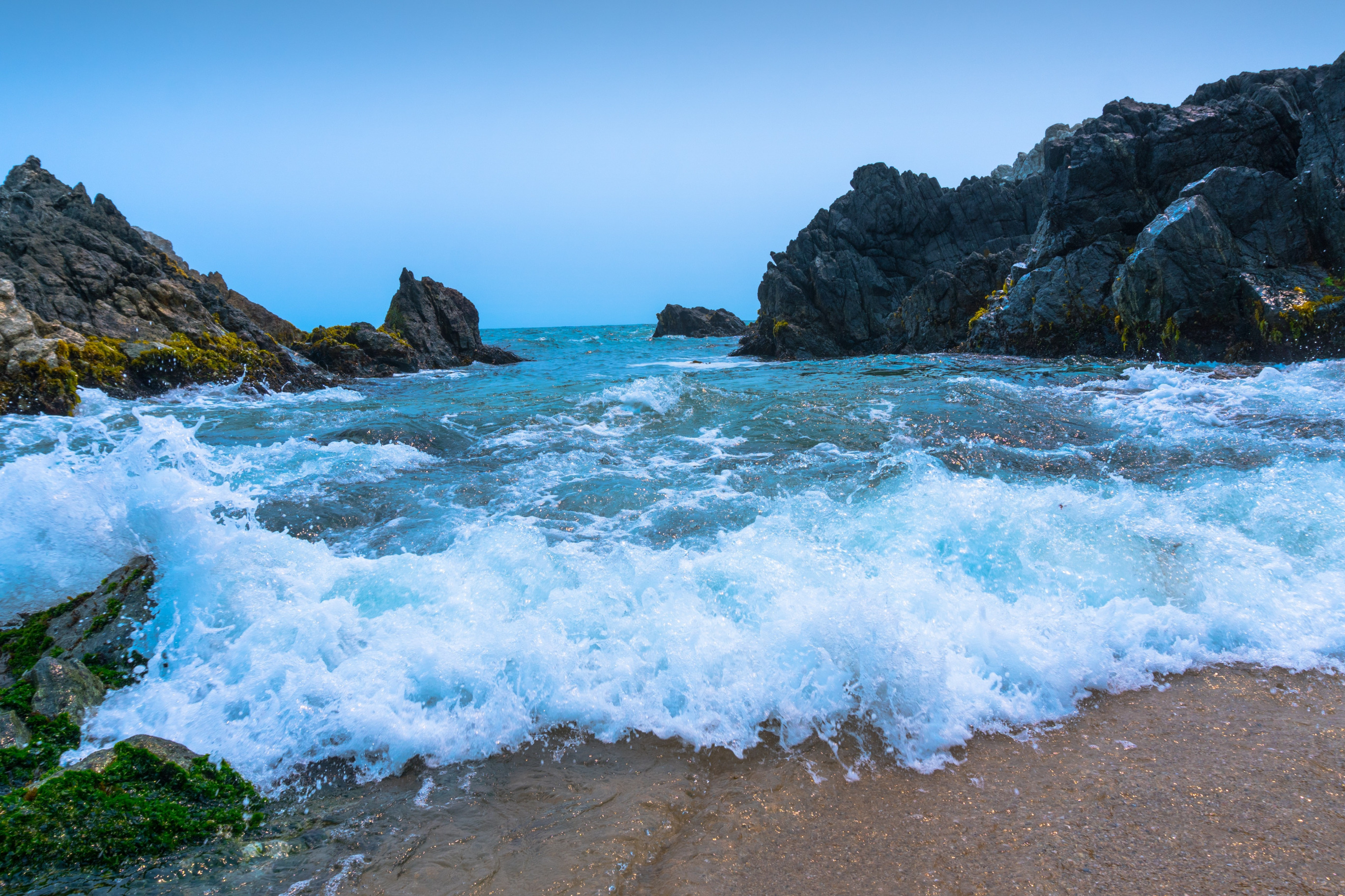 Природа море. Море скалы. Море бухта. Пейзаж море.