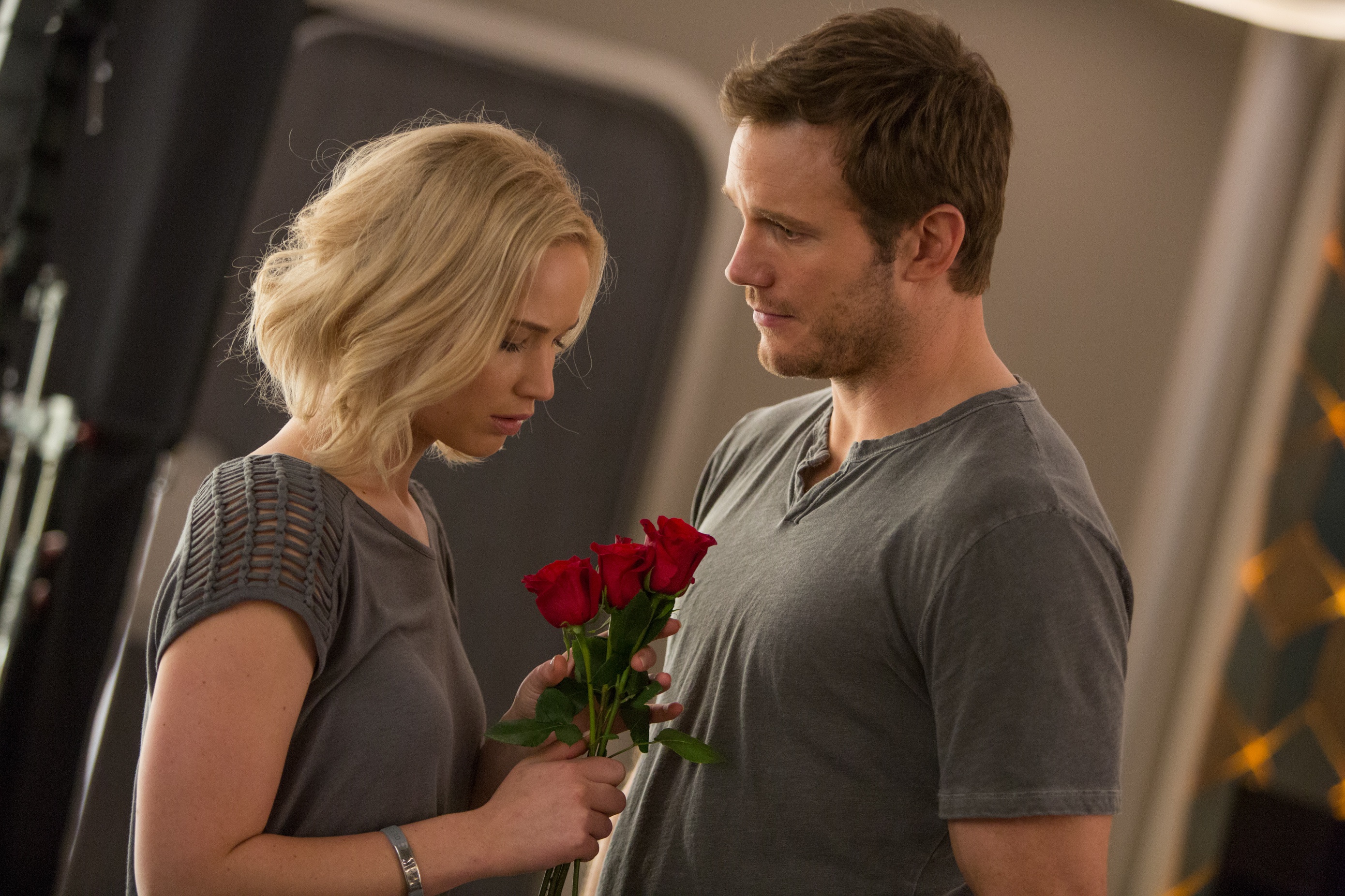 Обои Пассажиры, Jennifer Lawrence, Дженнифер Лоуренс, Chris Pratt, 2016,  Крис Пратт, Passengers, Ничто не случайно на телефон и рабочий стол, раздел  фильмы, разрешение 2780x1853 - скачать