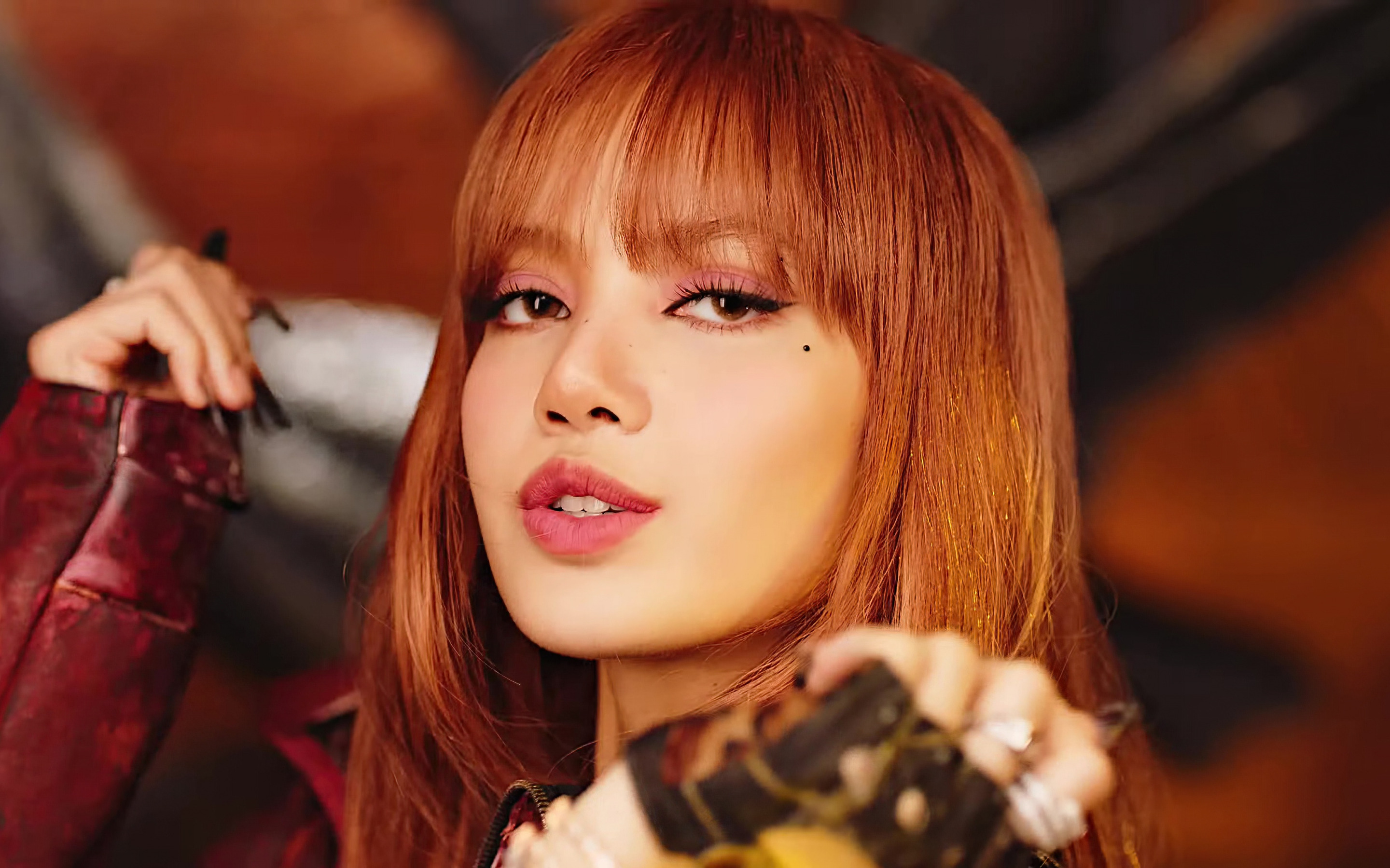 Black pink lisa картинки