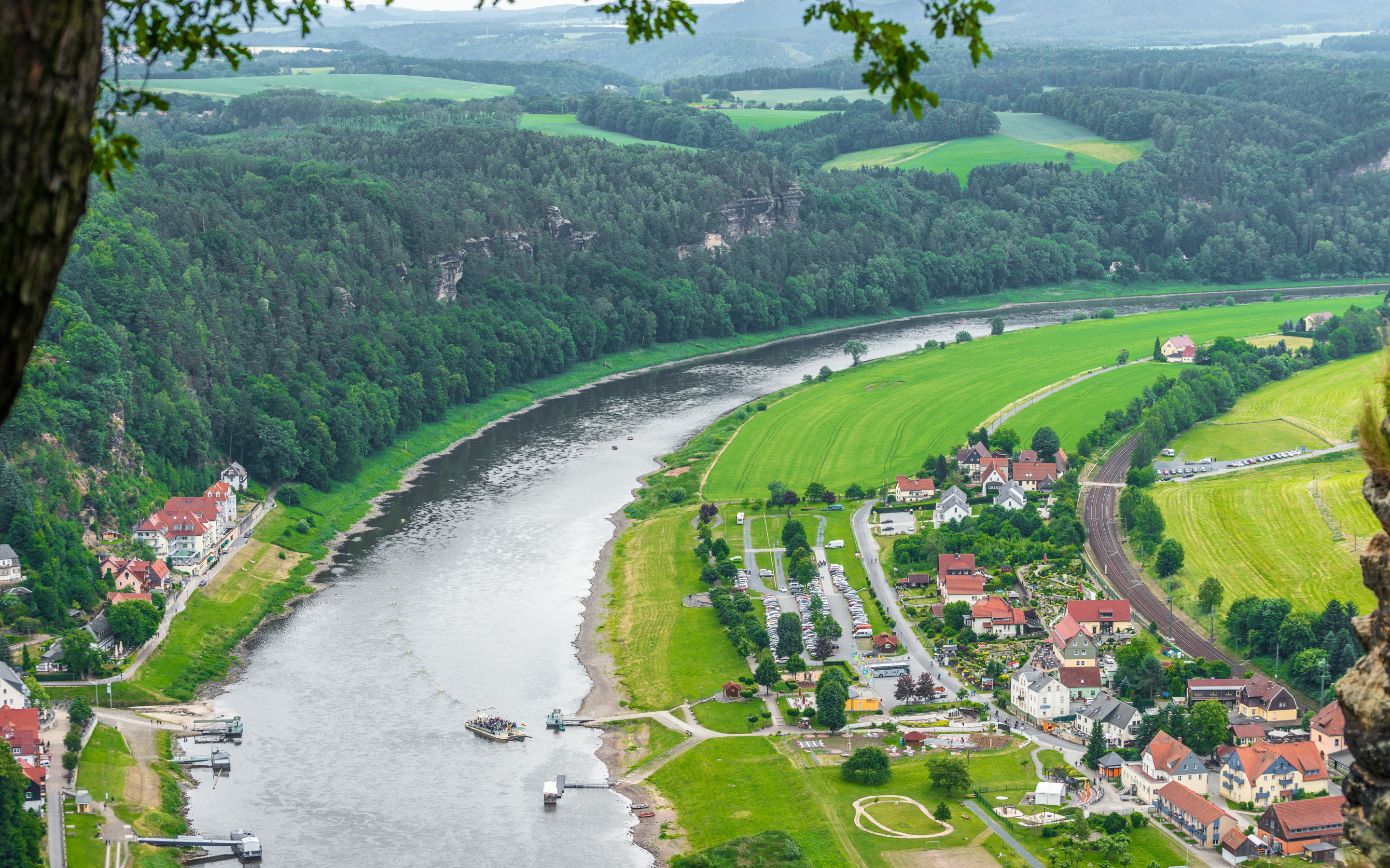 Река Эльба в Германии. Река Эльба в Саксонии Анхальт. Elbe Германия. Река Эльба в Австрии.