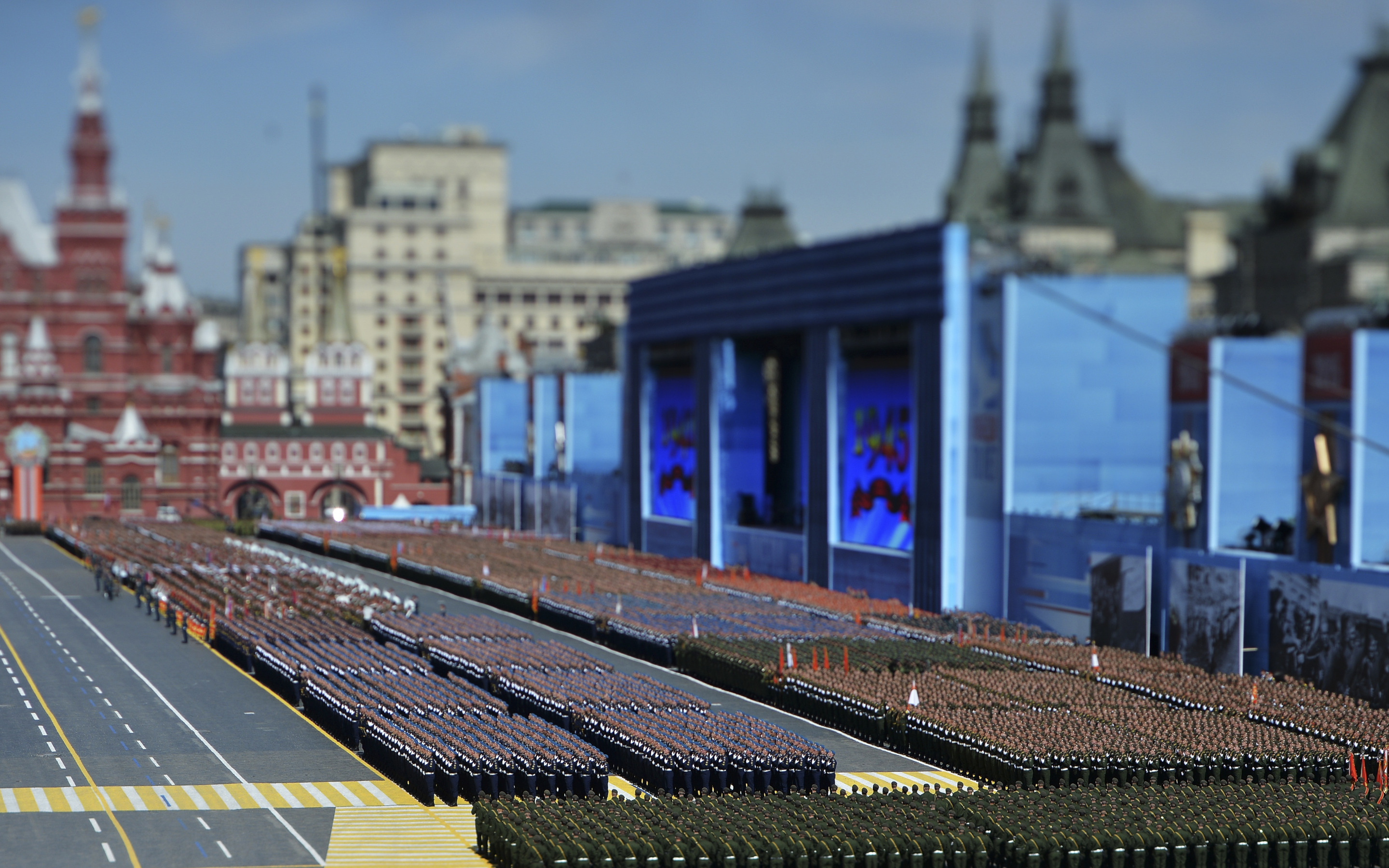 В 2015 году исполняется. Парад Победы 2015 в Москве. Парад Победы на красной площади 2015. Парад на красной площади 9 мая 2015 года. 9 Мая парад Победы красной площади 2015.