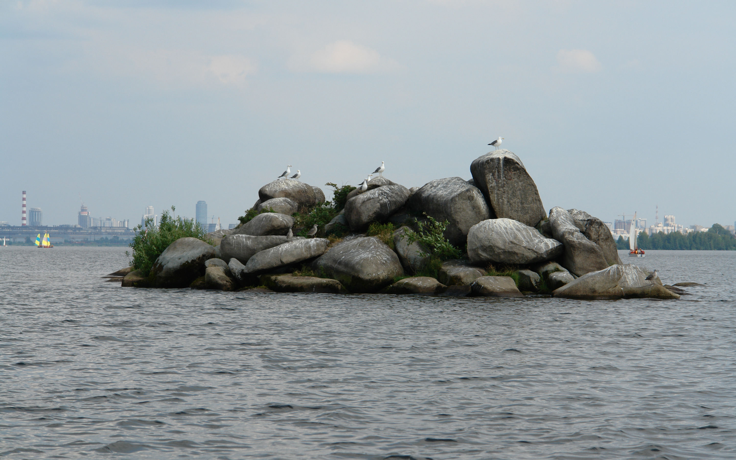 Остров каменный Самара. Каменный остров Одинцово камни. Каменный остров Исеть. Каменный остров в Санкт-Петербурге. Каменные острова читать