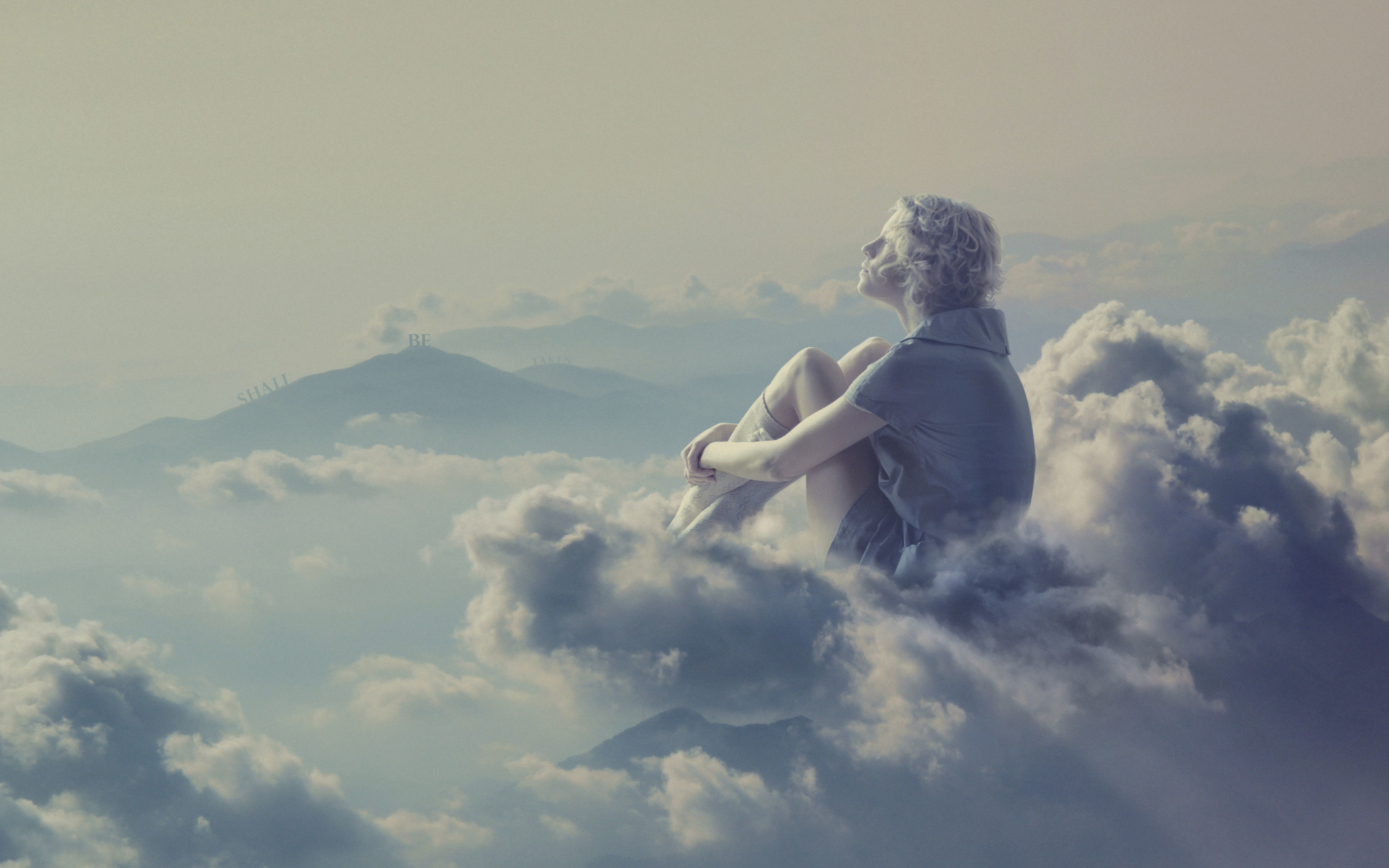 Облака это души людей. Человек на облаке. Девушка в облаках. Сидит на облаке. Человек на фоне облаков.