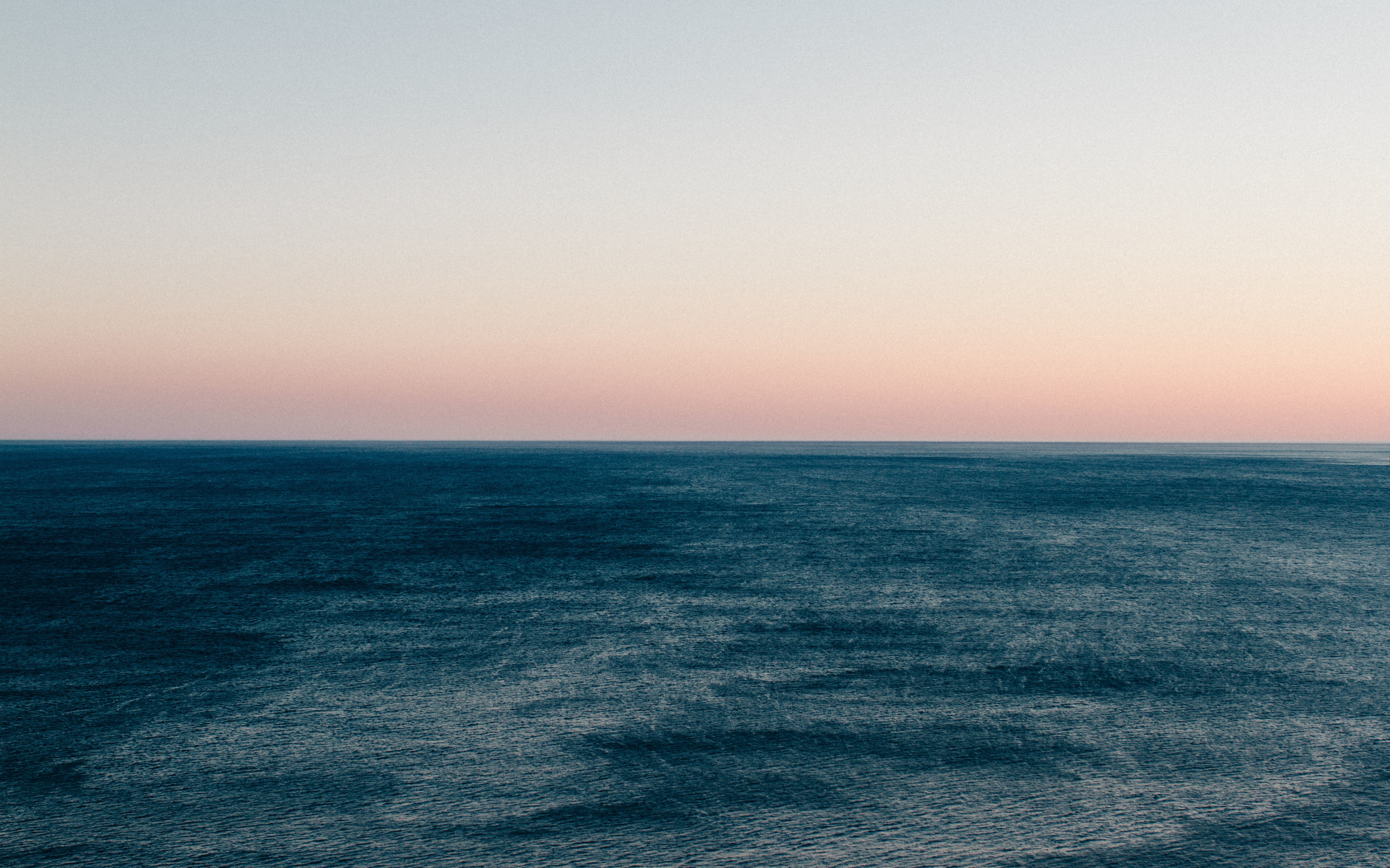 Под горизонт. Море Горизонт. Спокойное море. Море небо Горизонт. Бескрайнее море.