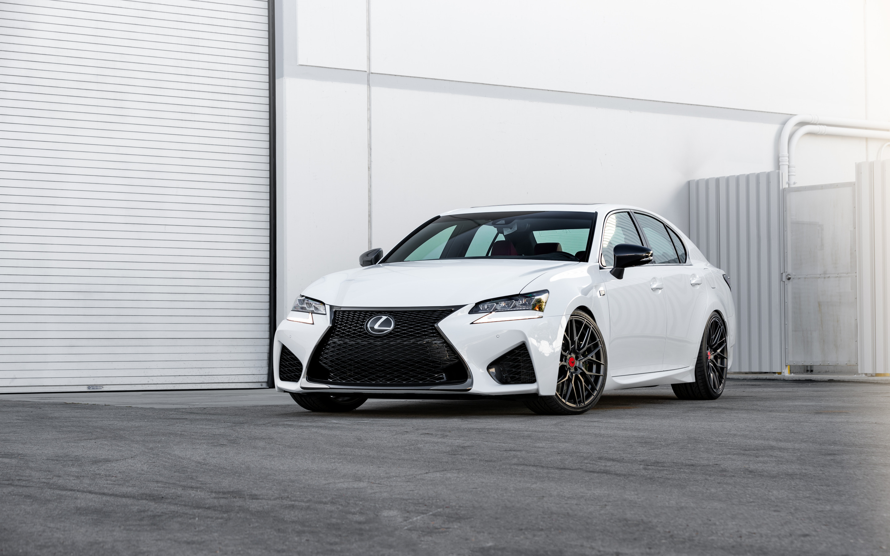 White gs. Lexus GS F White. Lexus GS-F 2018 stance. Lexus GS White 2019. Лексус Japan.