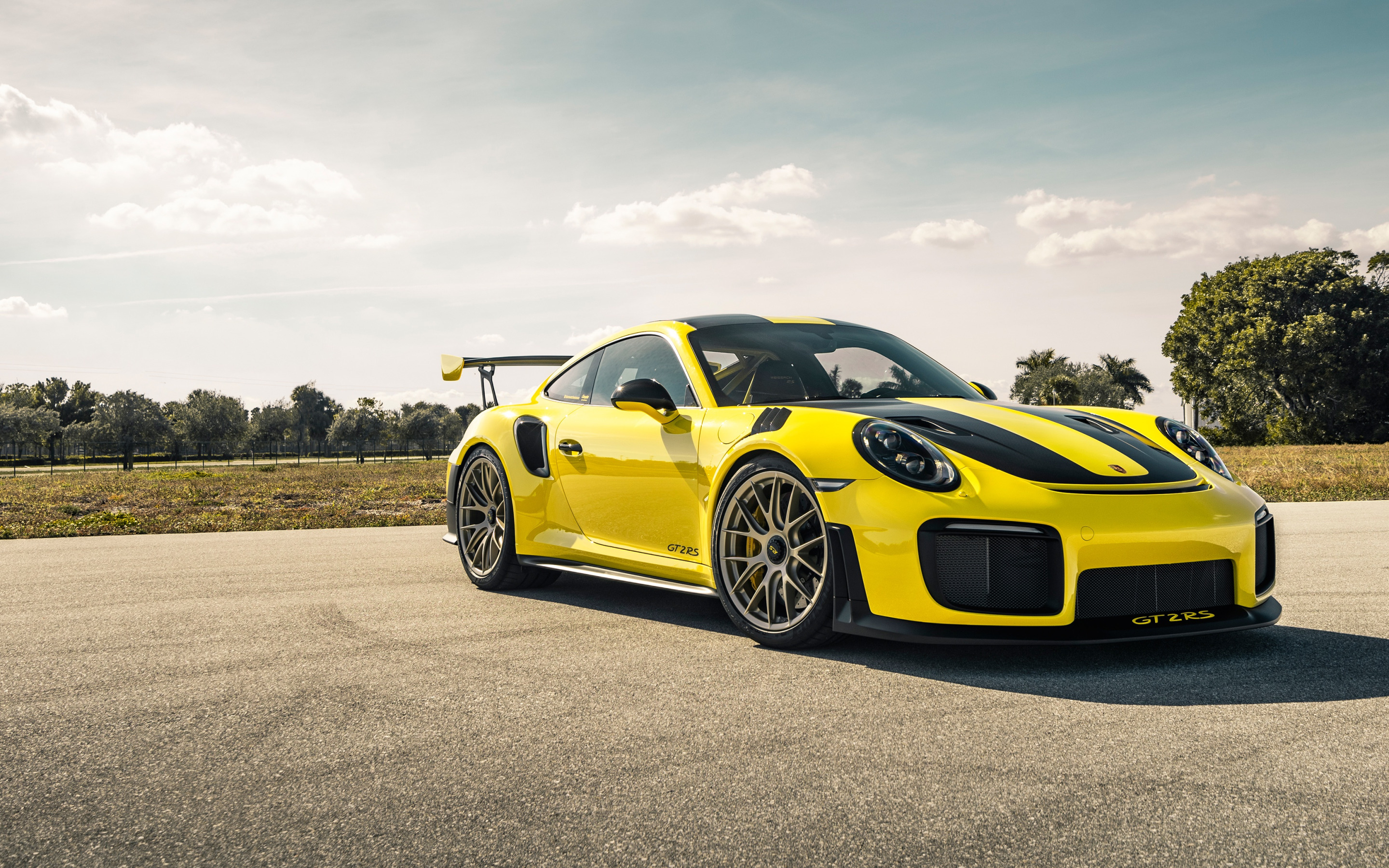 Porsche 911 gt2 RS Wallpaper