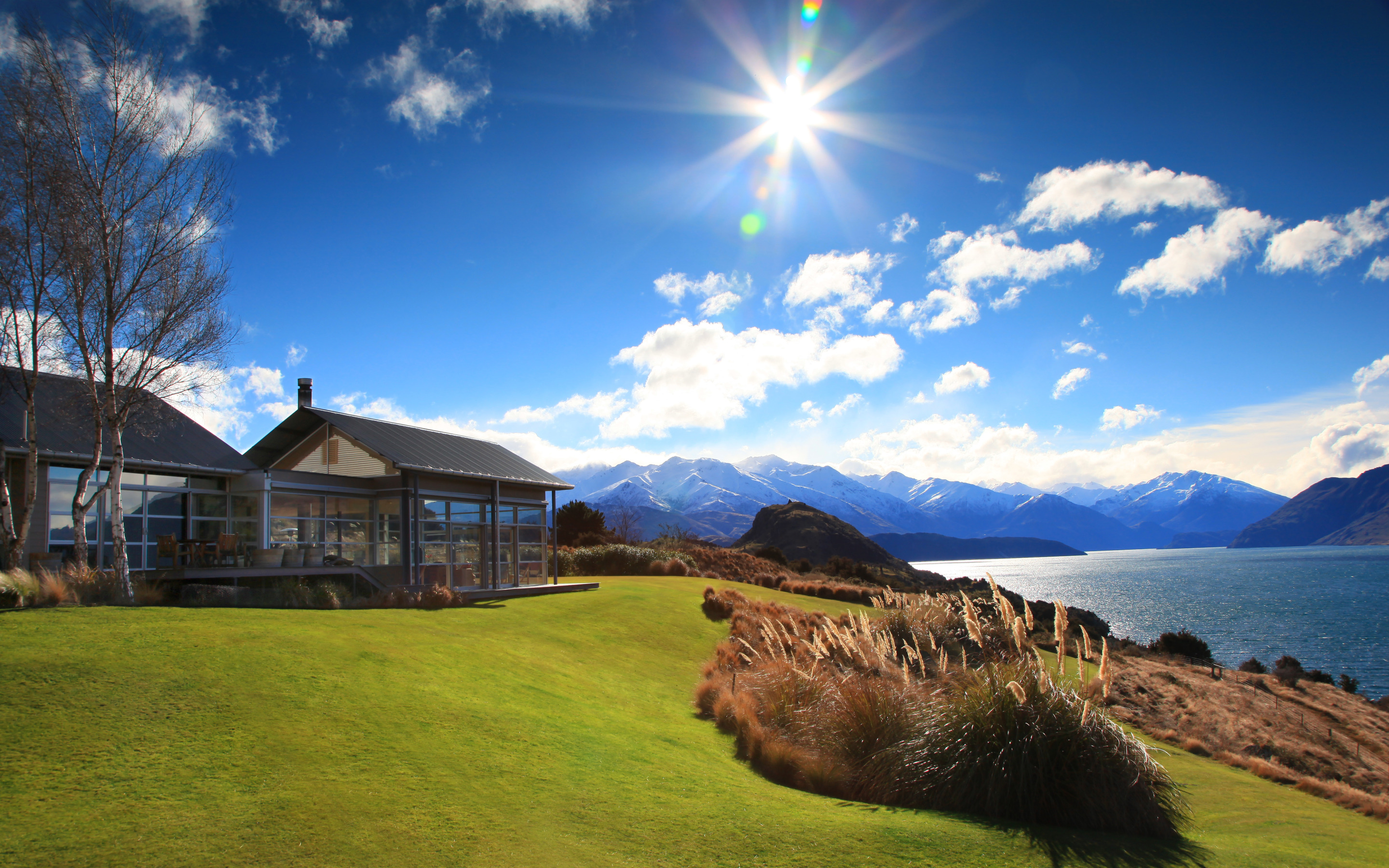 Дома видео на природе. Шале whare Kea, новая Зеландия. Новая Зеландия деревня в горах. Новая Зеландия Южный остров домики. Новая Зеландия дом на горе Окленд.
