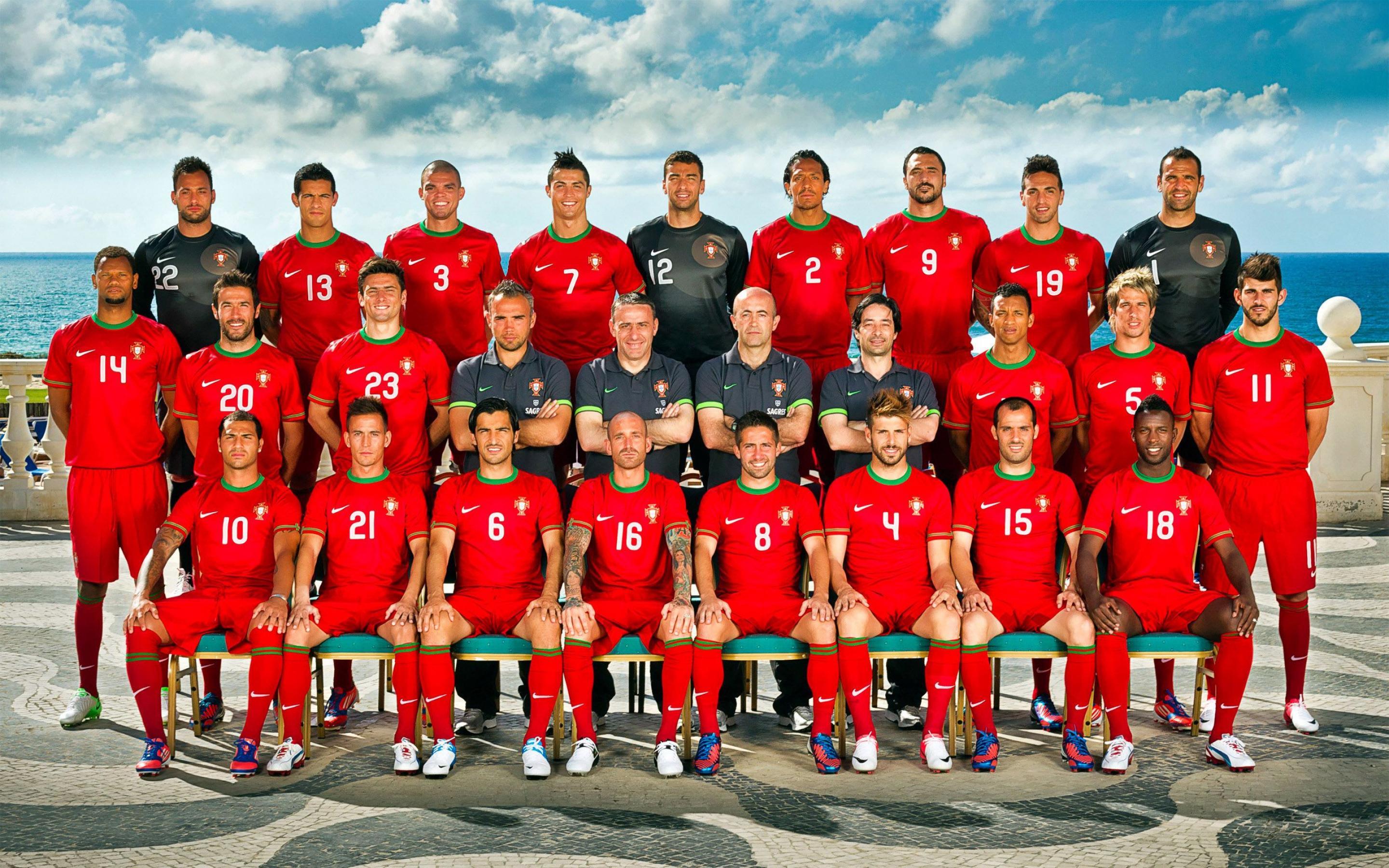 Футбол 2 группа 1 группа. Сборная команда Португалии. Сборная Португалии по футболу. Футбольная команда Португалии игроки. Футболисты сборной Португалии.
