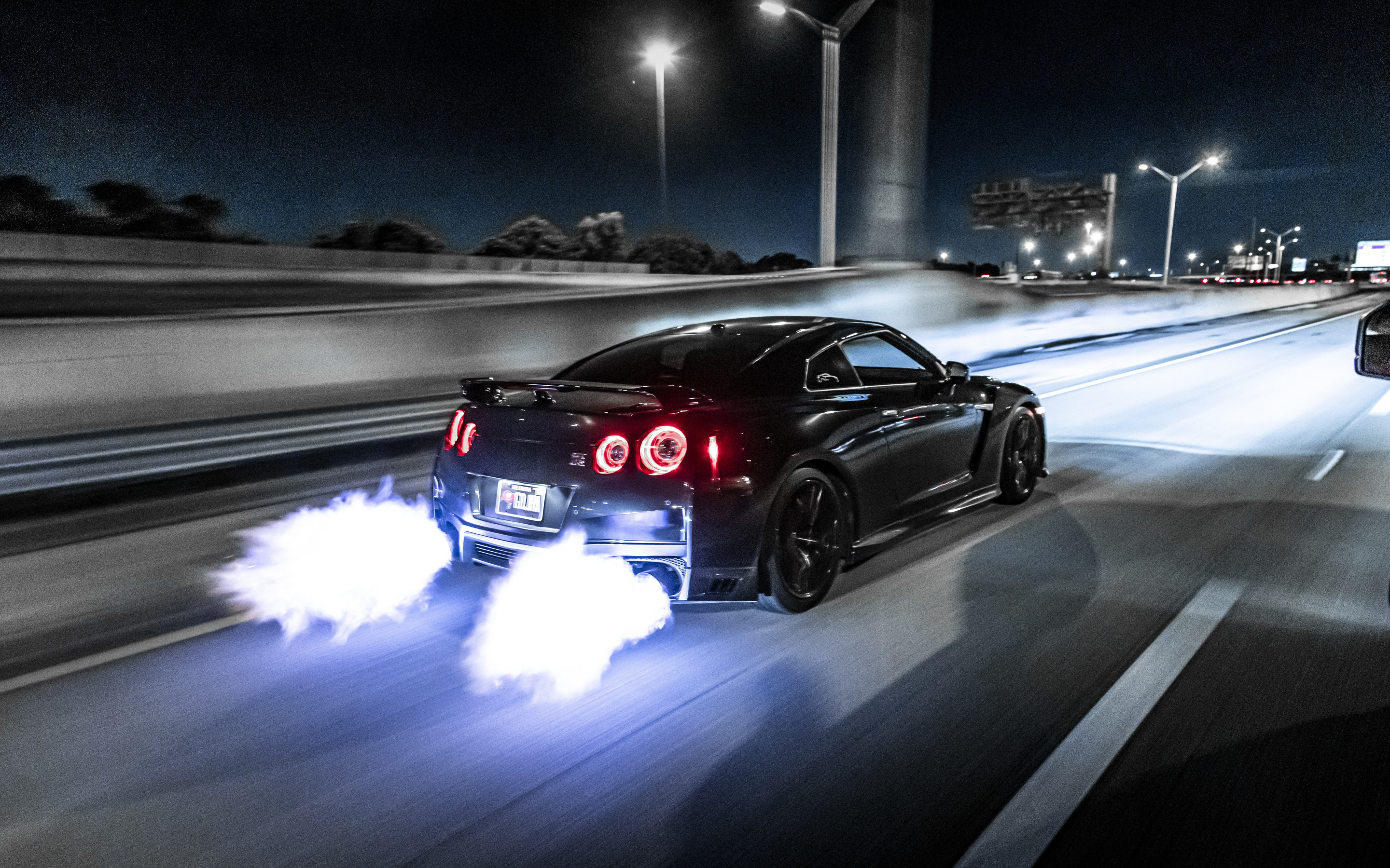 Nissan GTR r35 at Night