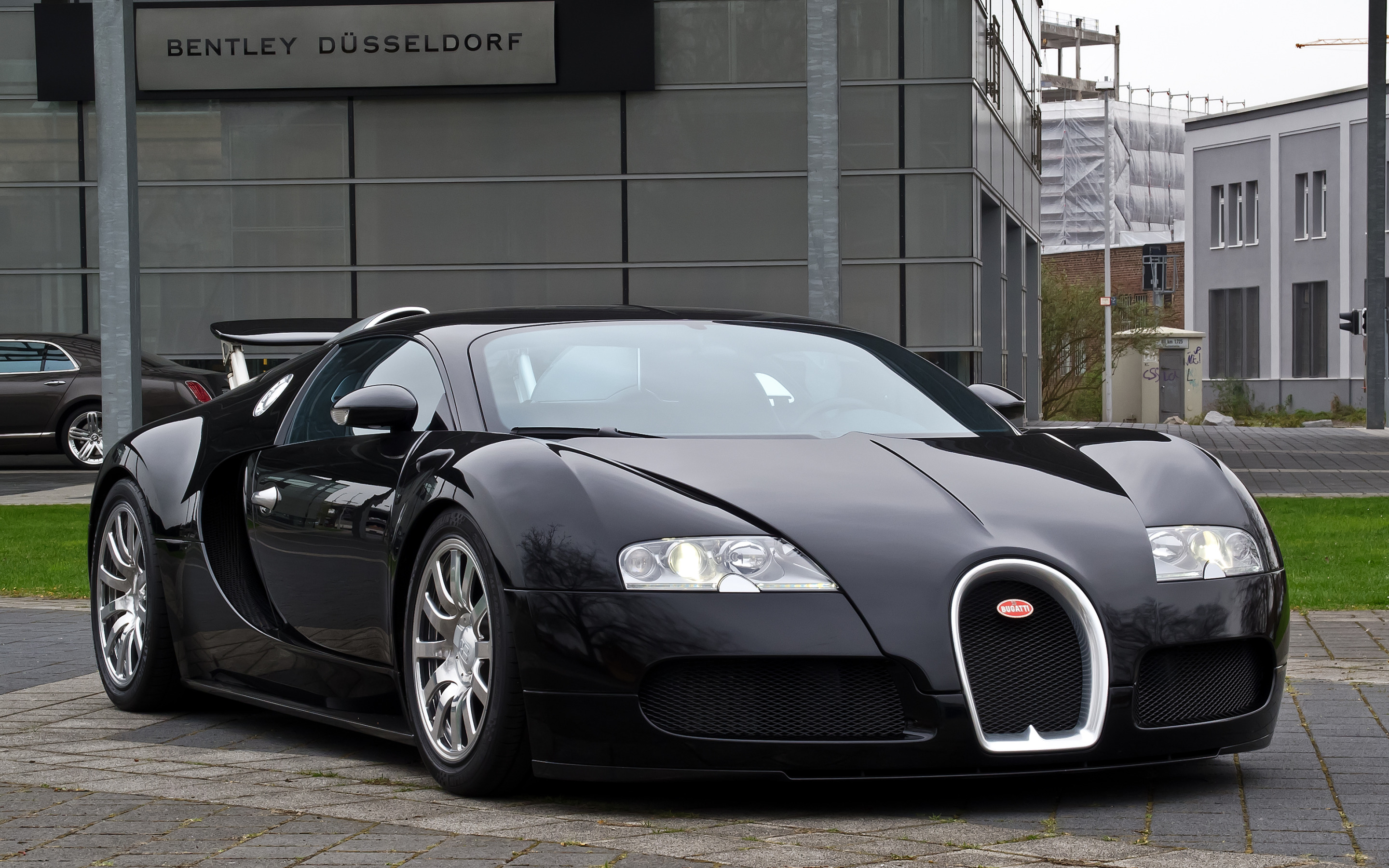 Моргенштерн бугатти. Bugatti Veyron 16.4 2005. Бугатти Вейрон 2010. Бугатти Вейрон 2022. Bugatti Veyron 2005.