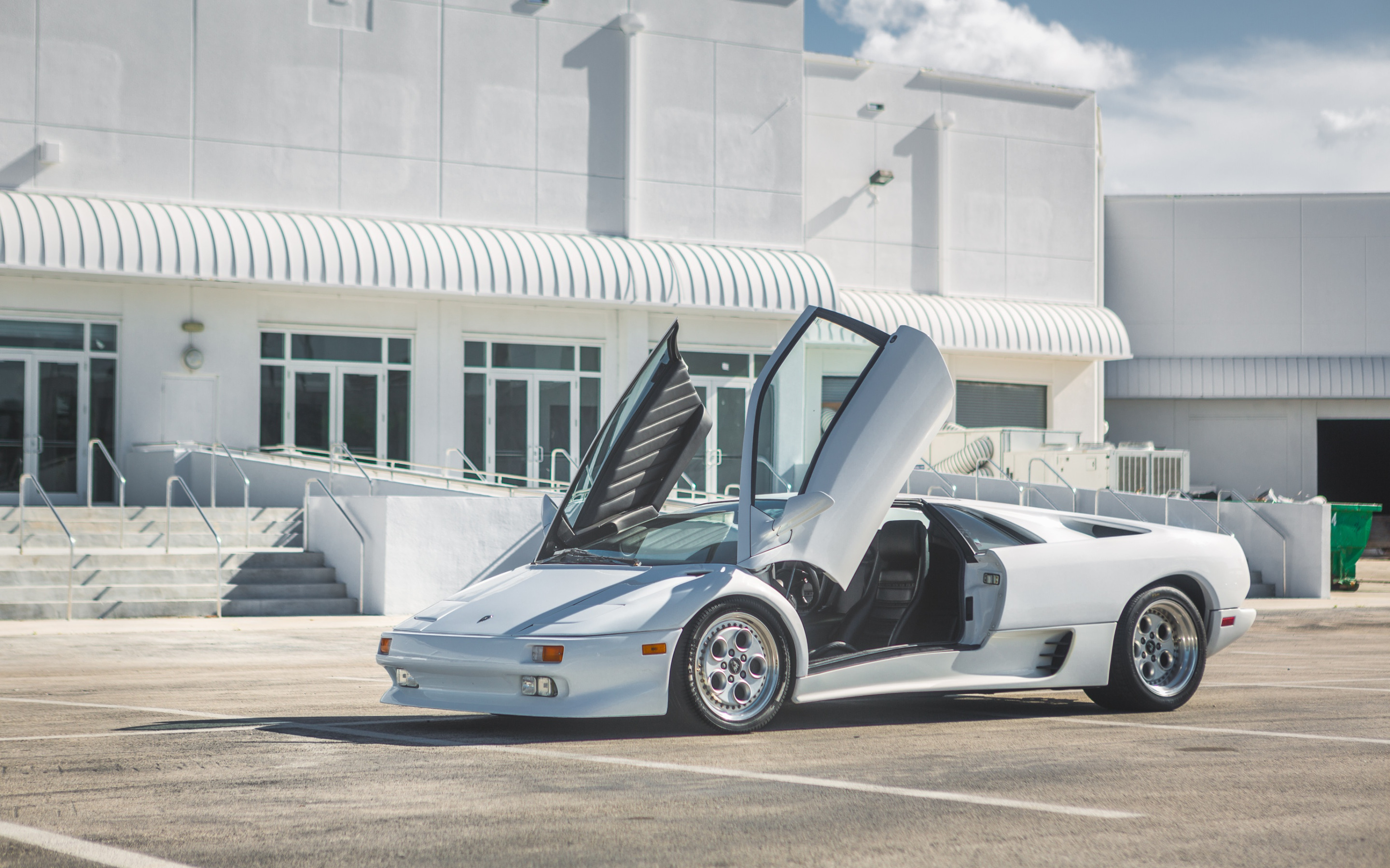 Lamborghini Diablo GTR Р±РµР»С‹Р№