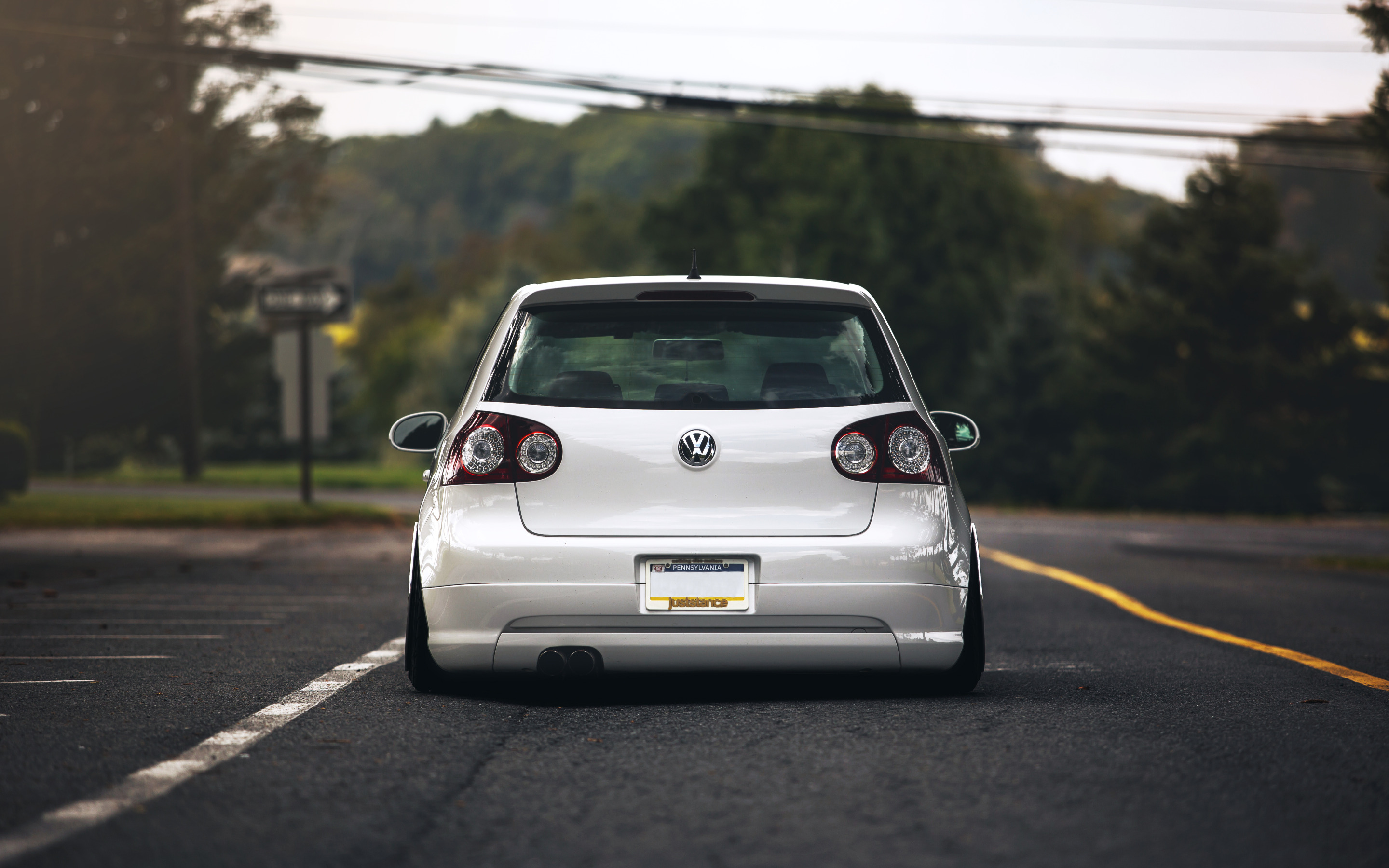 Volkswagen Golf 5 Wallpaper