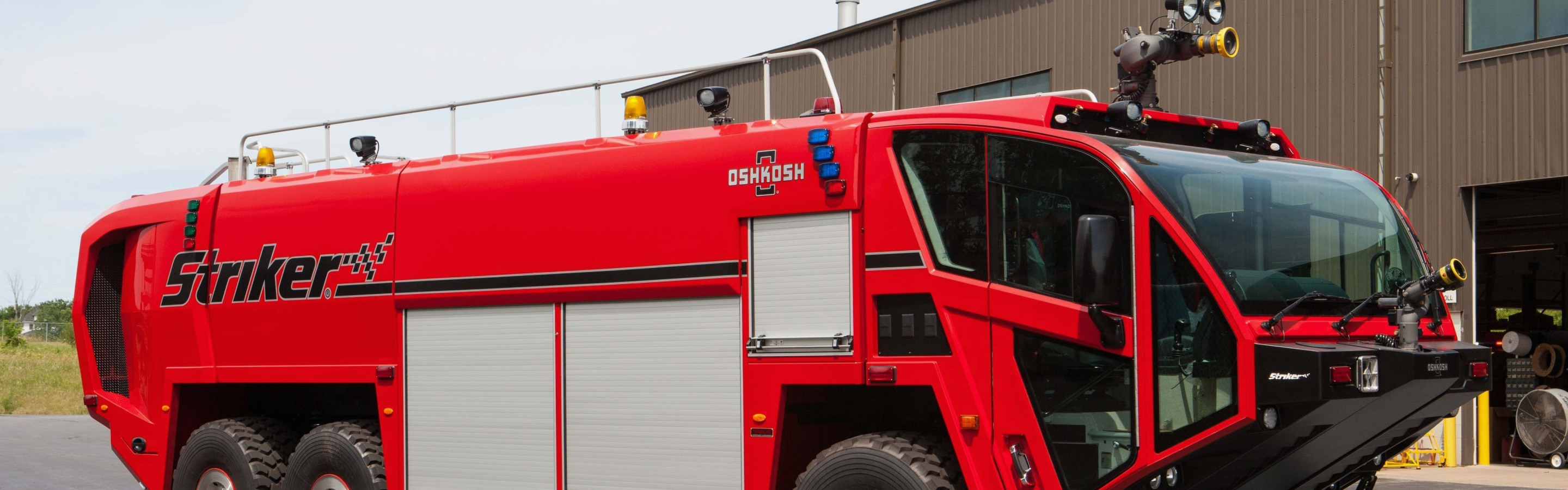 Скачать обои car, машина, red, красная машина, колёса, пожарная машина,  Oshkosh, fire truck, раздел другая техника в разрешении 2880x900