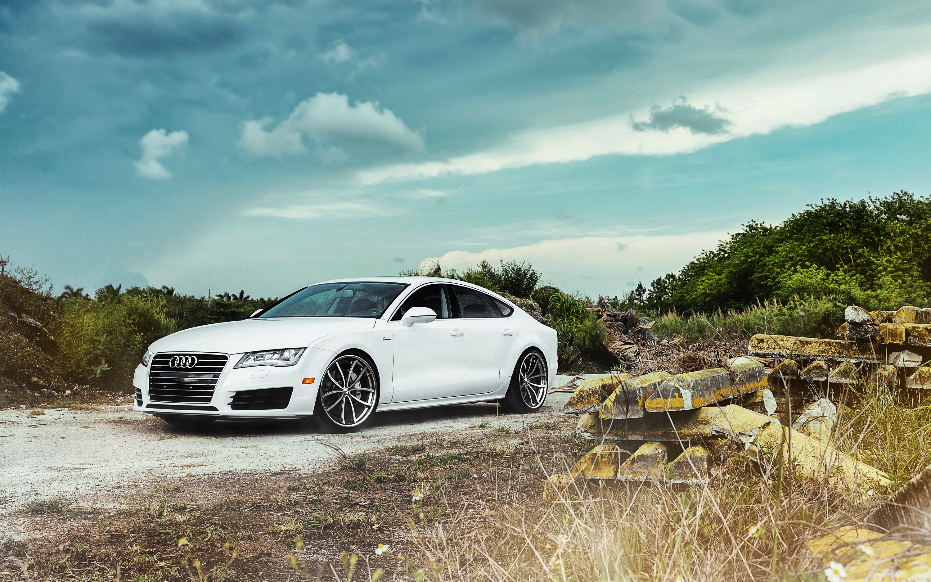 Ауди а4 крым. Ауди а7 белая. Audi a7 Sportback. Audi a7 белая. Audi a7 2019.