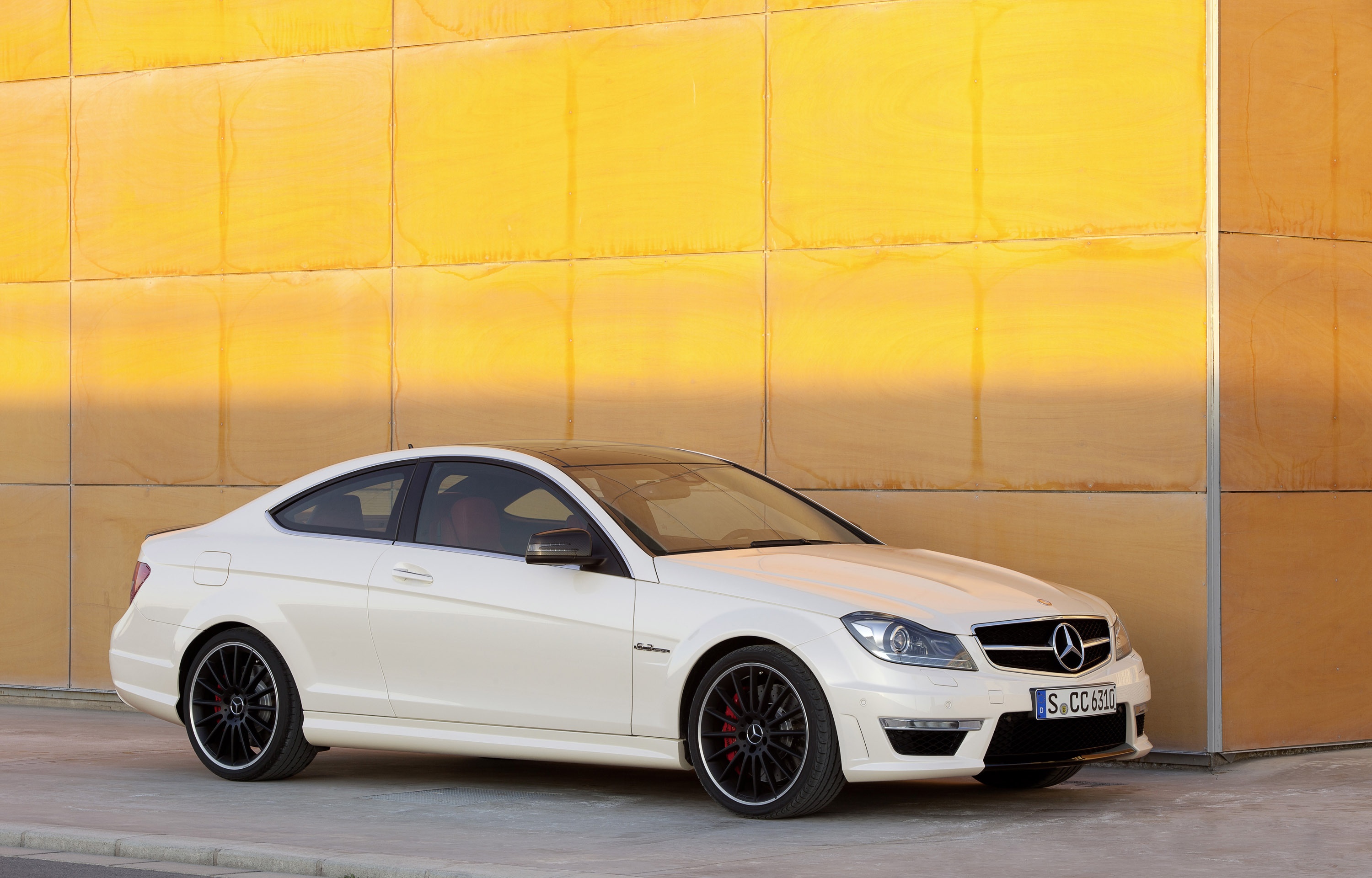 Скачать обои car, машина, mercedes c63 amg coupe 2012, 3000x1921, раздел  машины в разрешении 3000x1921