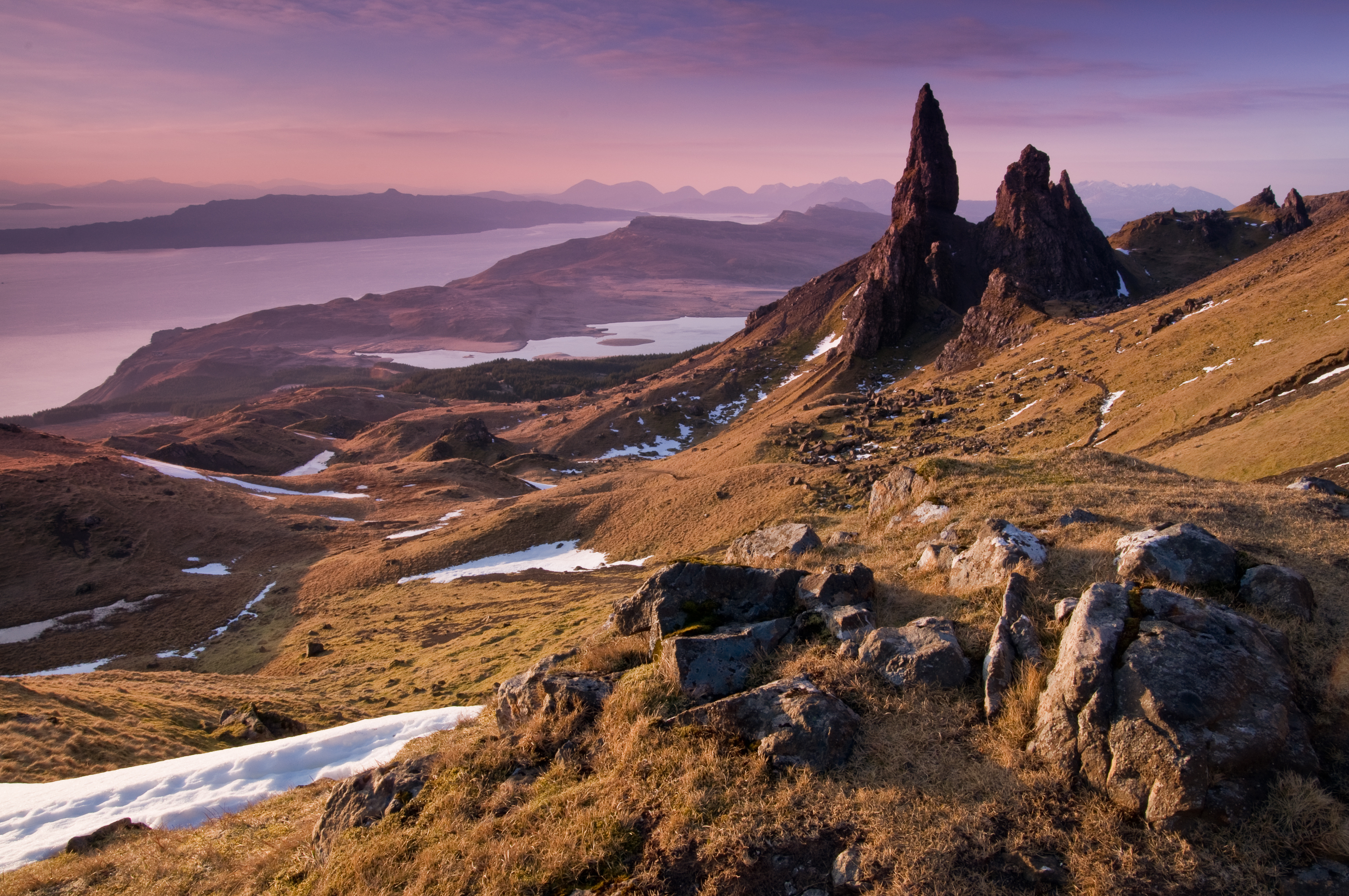 Перед гор. Остров Скай (Isle of Skye). Горы Коллинз остров Скай. Scotland горы. Остров Скай Шотландия 1920х1080.