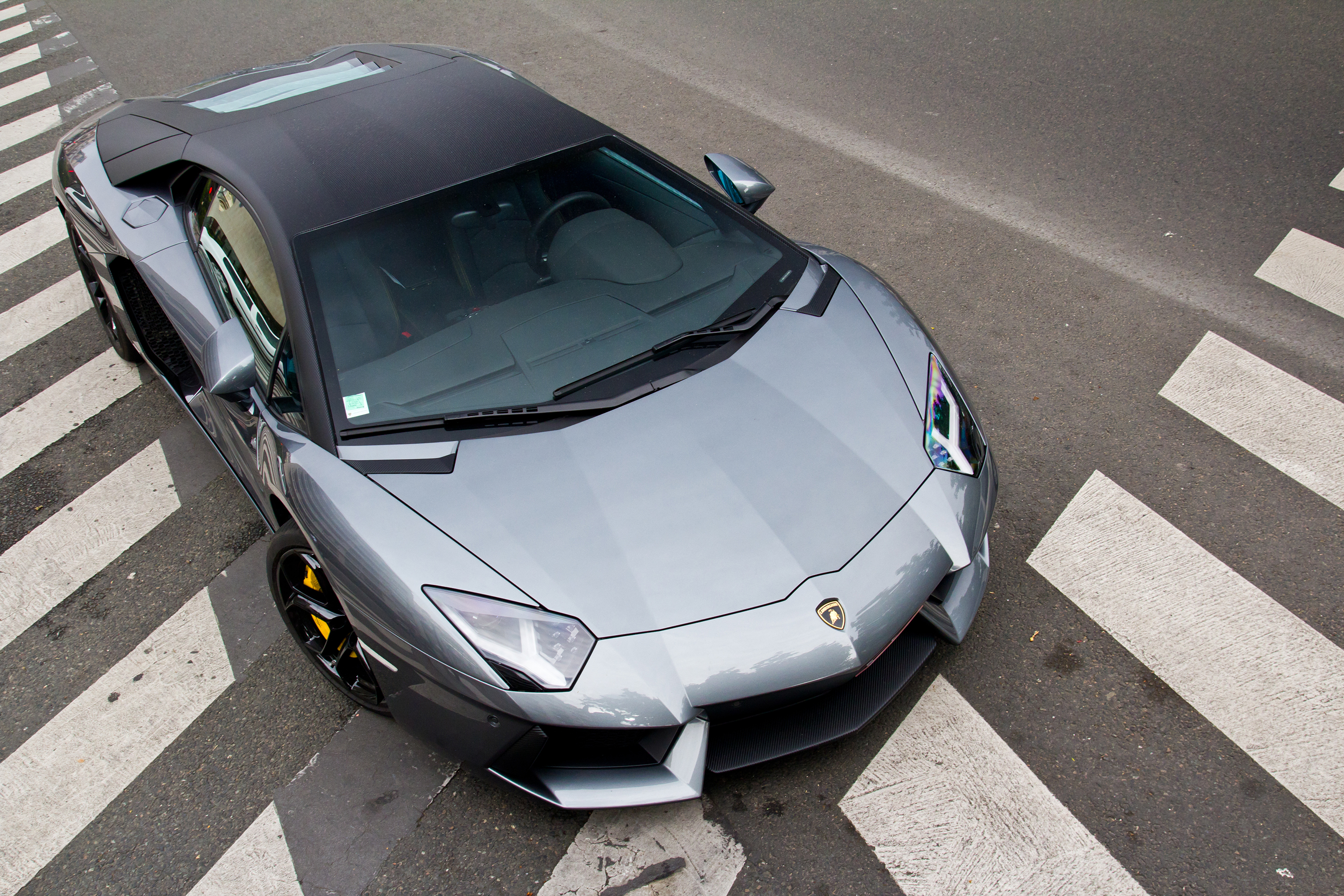 Lamborghini Aventador lp700 4 Roadster Silver