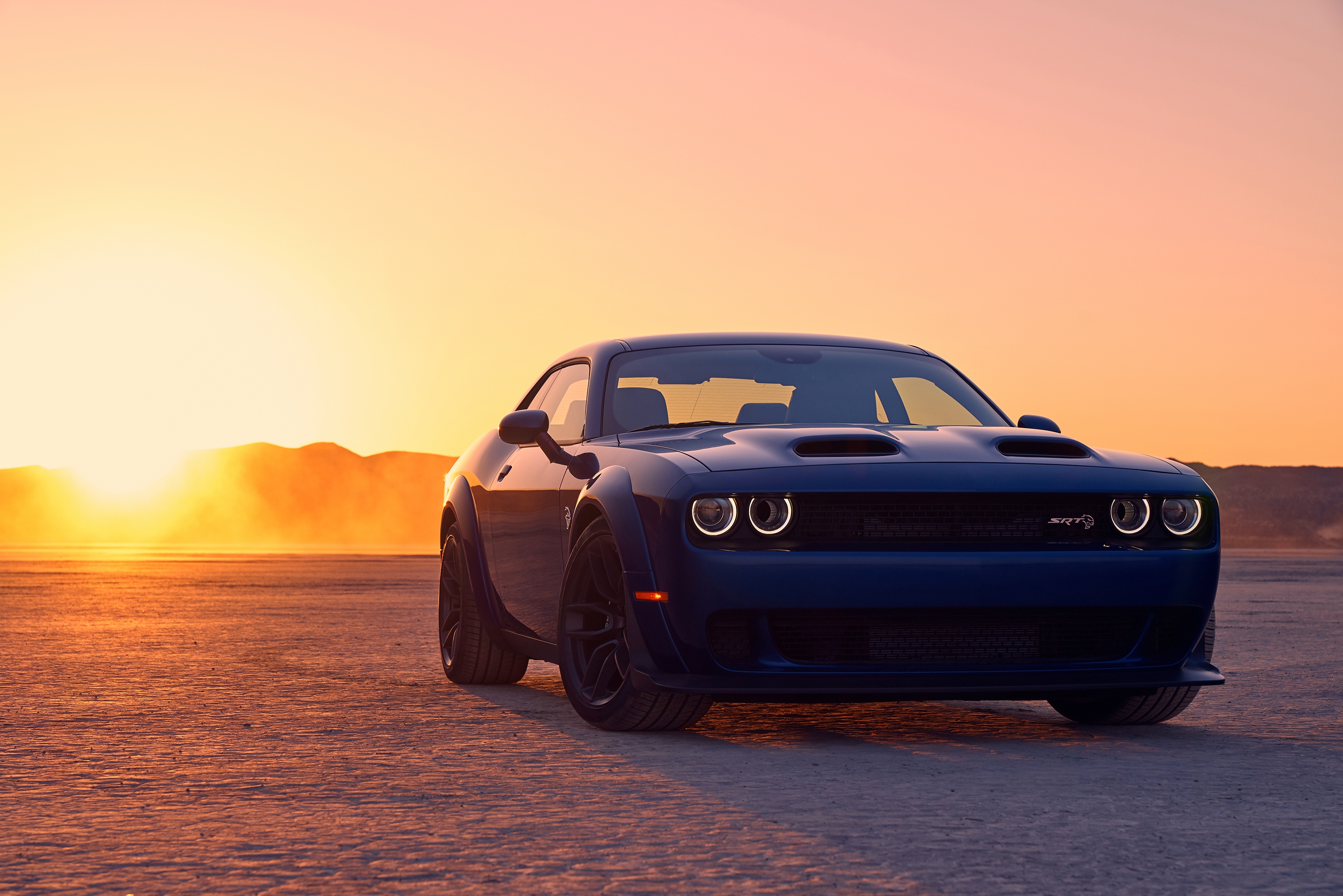 Обои Dodge, Challenger, muscle car, sun, Dodge Challenger SRT Hellcat  Widebody на телефон и рабочий стол, раздел dodge, разрешение 3000x2001 -  скачать