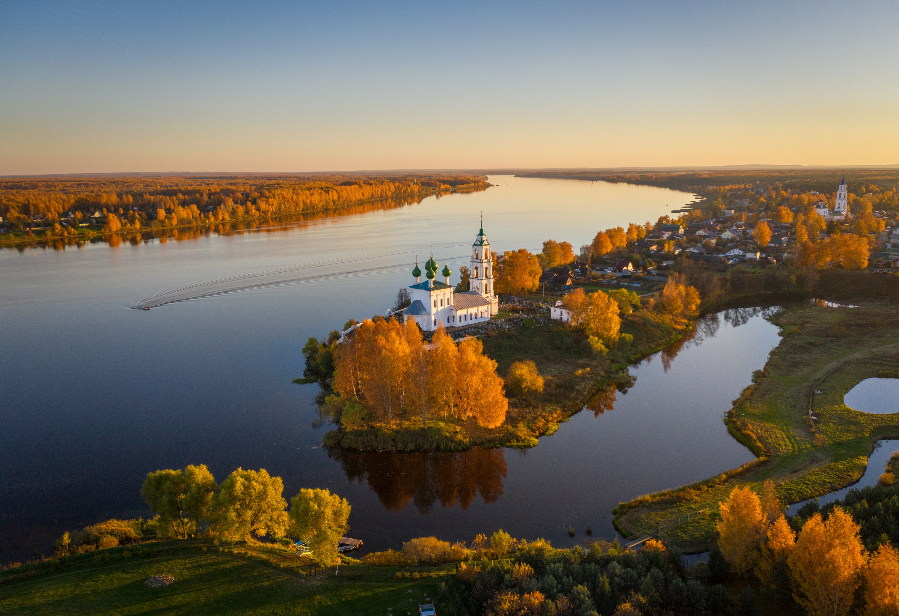 Ярославская область р. Диево Городище набережная. Осень Ярославская область. Волга природа Ярославская область. Ярославль осень.