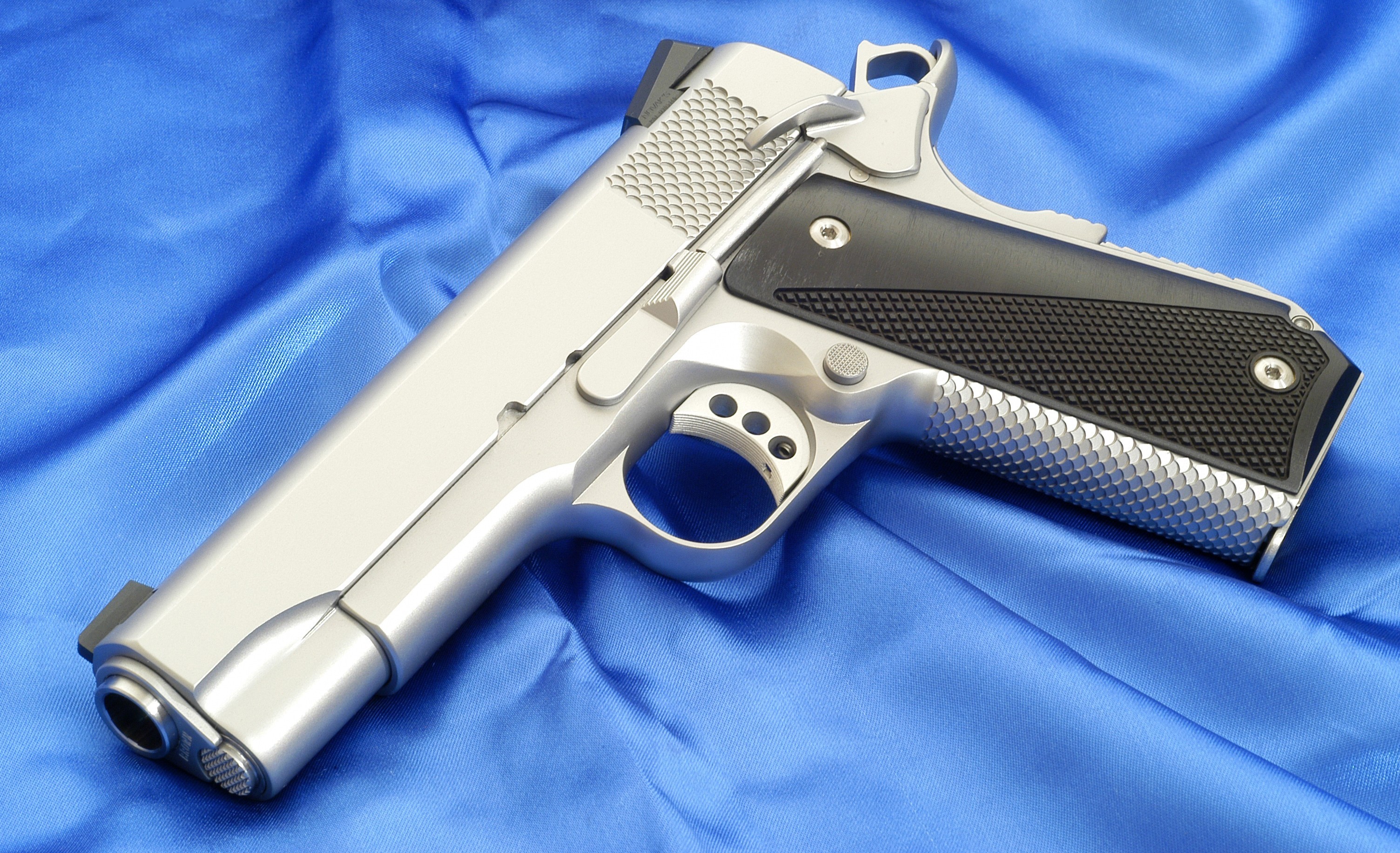 Colt's. Кольт м1911. Пистолет Кольт m1911. Colt m1911a1 якудза. Оружие Кольт 1911.