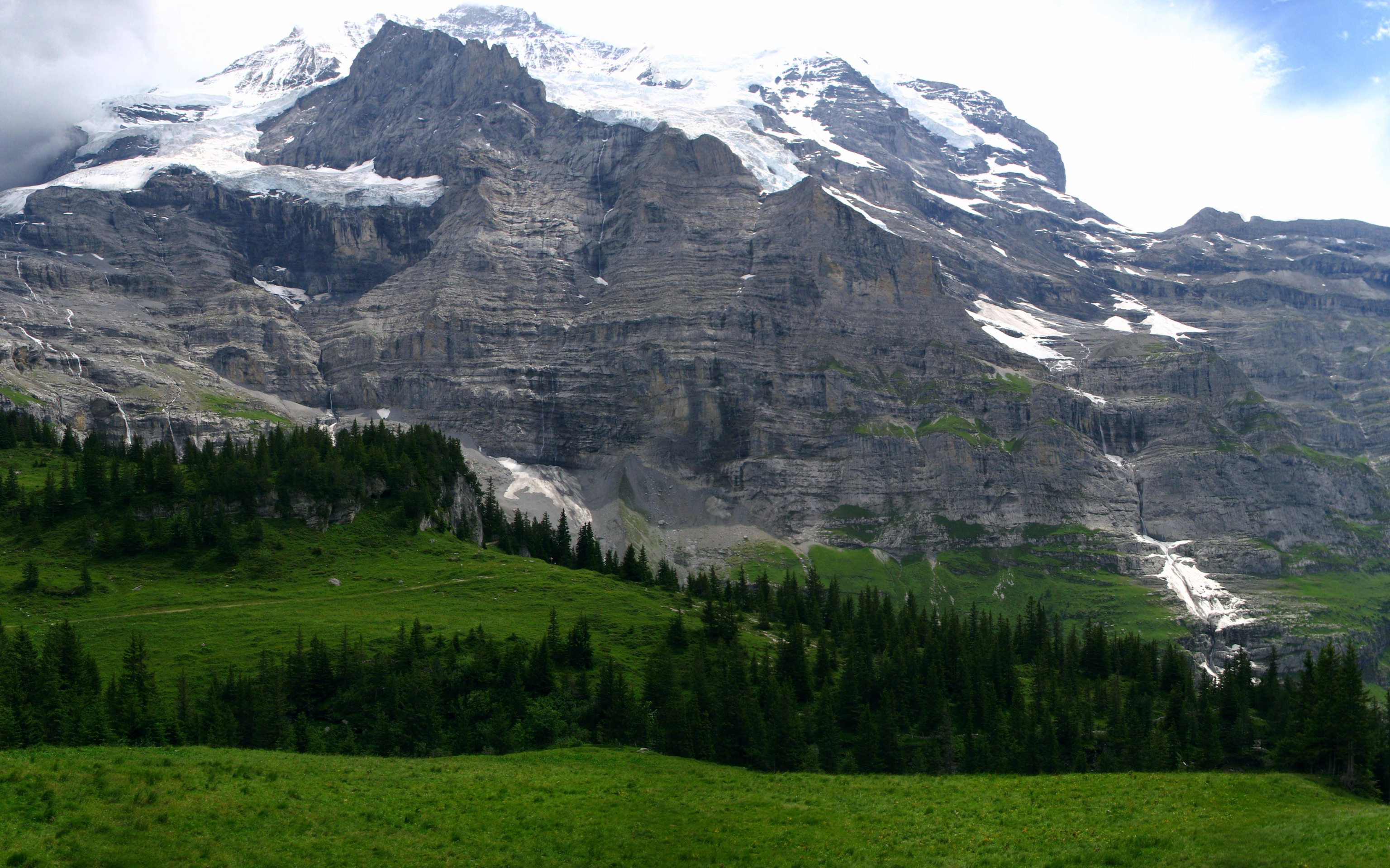 Mountain on o. Высокогорные ландшафты. Горная равнина. Долина в горах. В горах.