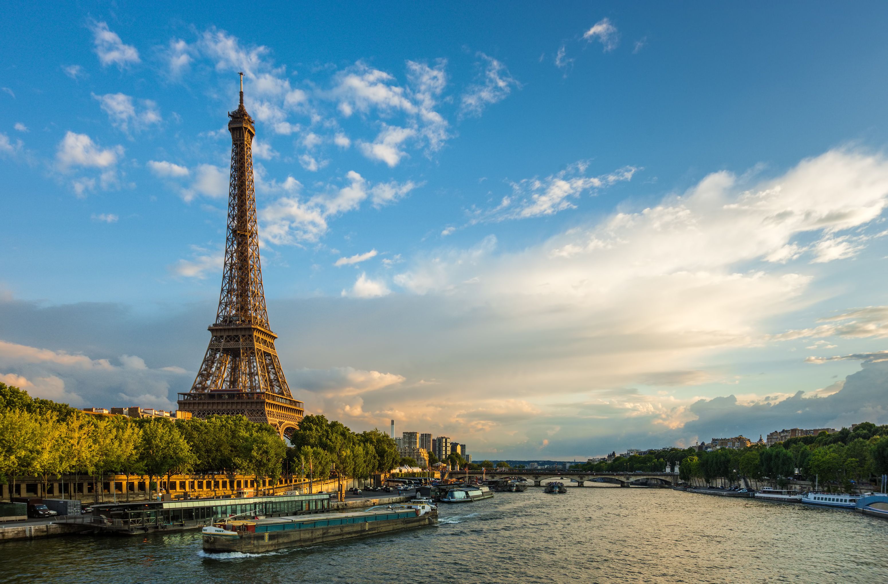France pictures. Эйфель башня. Франция Париж Эйфелева башня. Эйфелева башня в Париже фото. Эйфелева башня река сена.