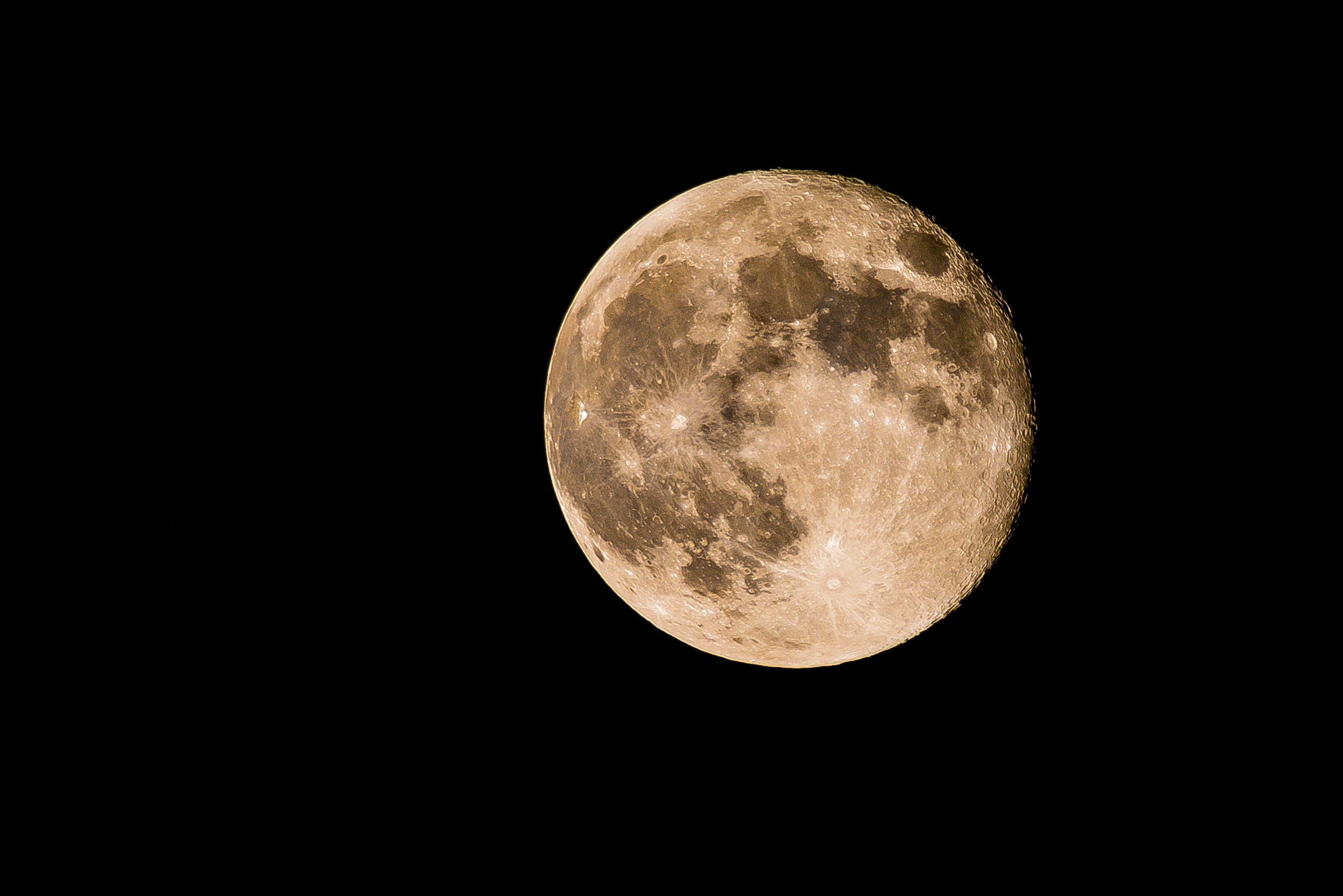 Про космос луна. Луна в космосе. Луна вид из космоса. Фото Луны. Луна фото из космоса.