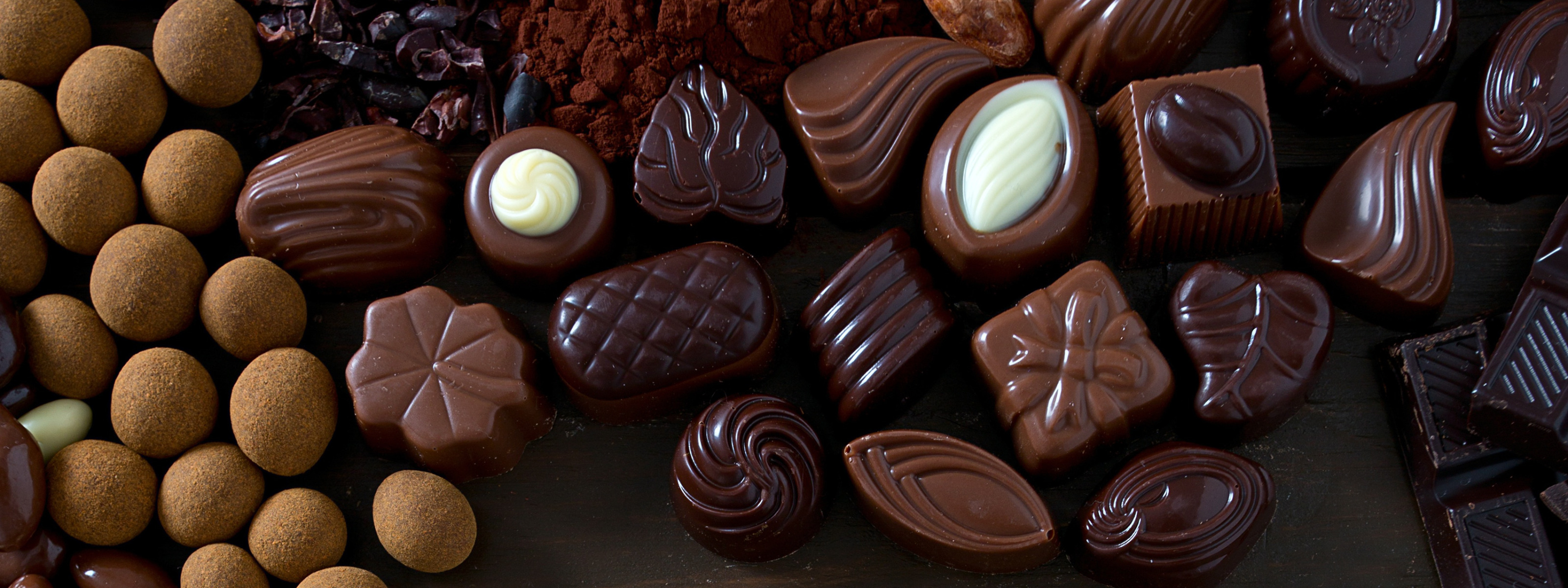 Конфетис. Шоколад. Шоколад обои. Виды шоколадных конфет. Шоколадные конфеты с орехами.