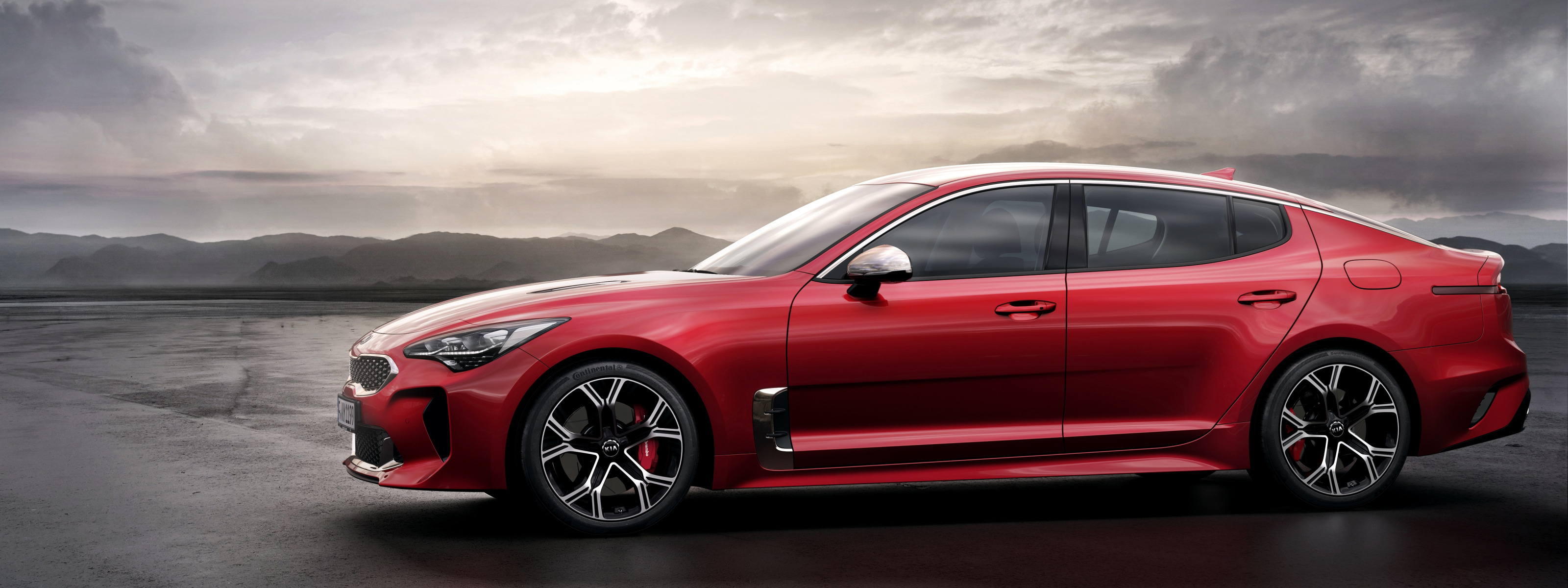 Фастбэк Kia Stinger