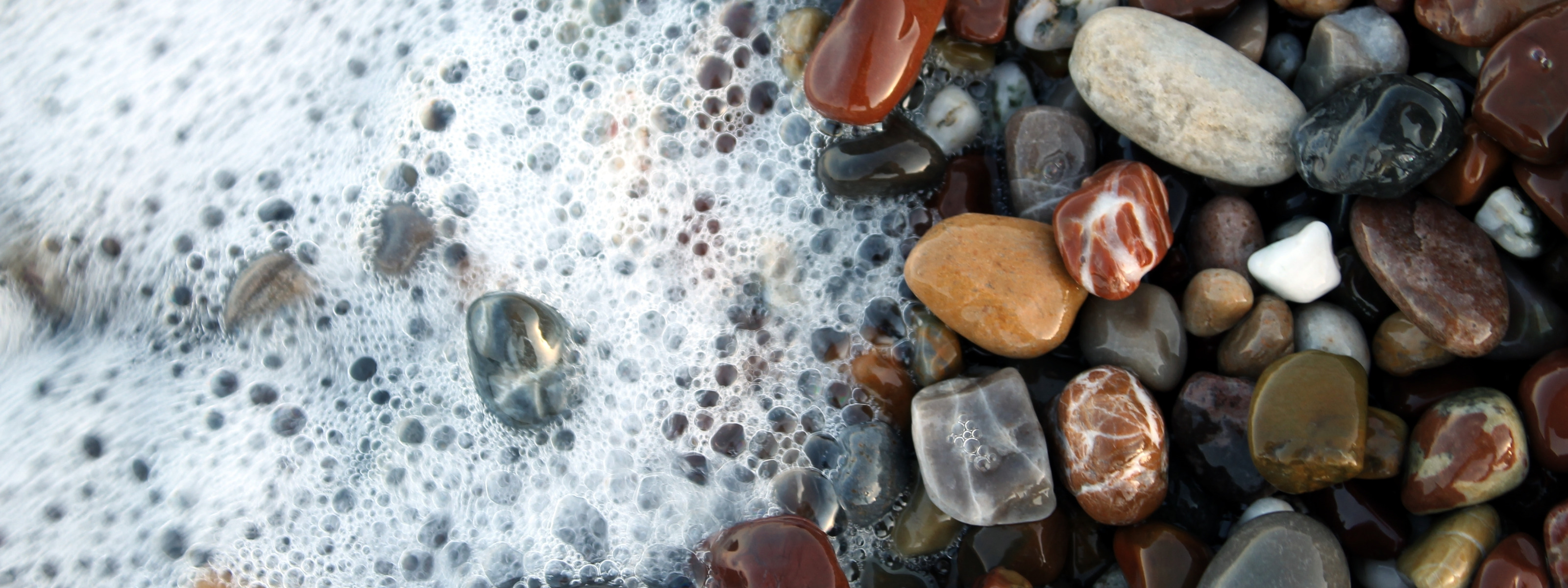 Камни в воде фото Скачать обои Вода, Камни, Пена, Water, Stones, Foam, раздел природа в разрешении